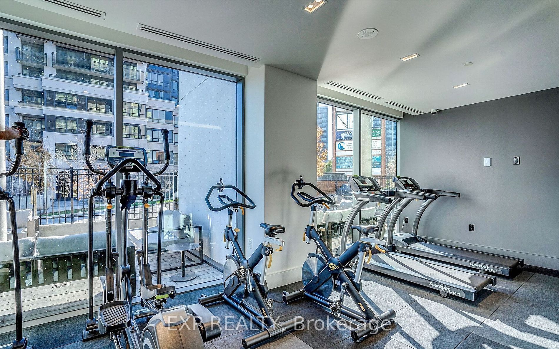 10 De Boers Drive #514