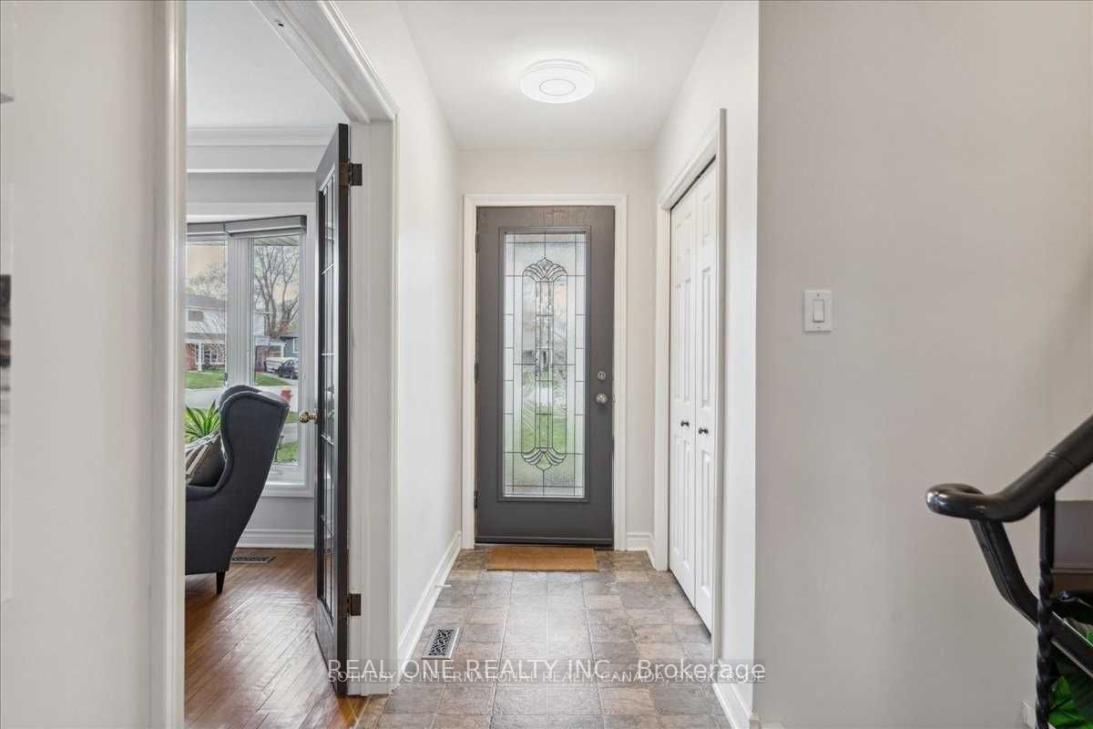 346 Trafalgar Crt