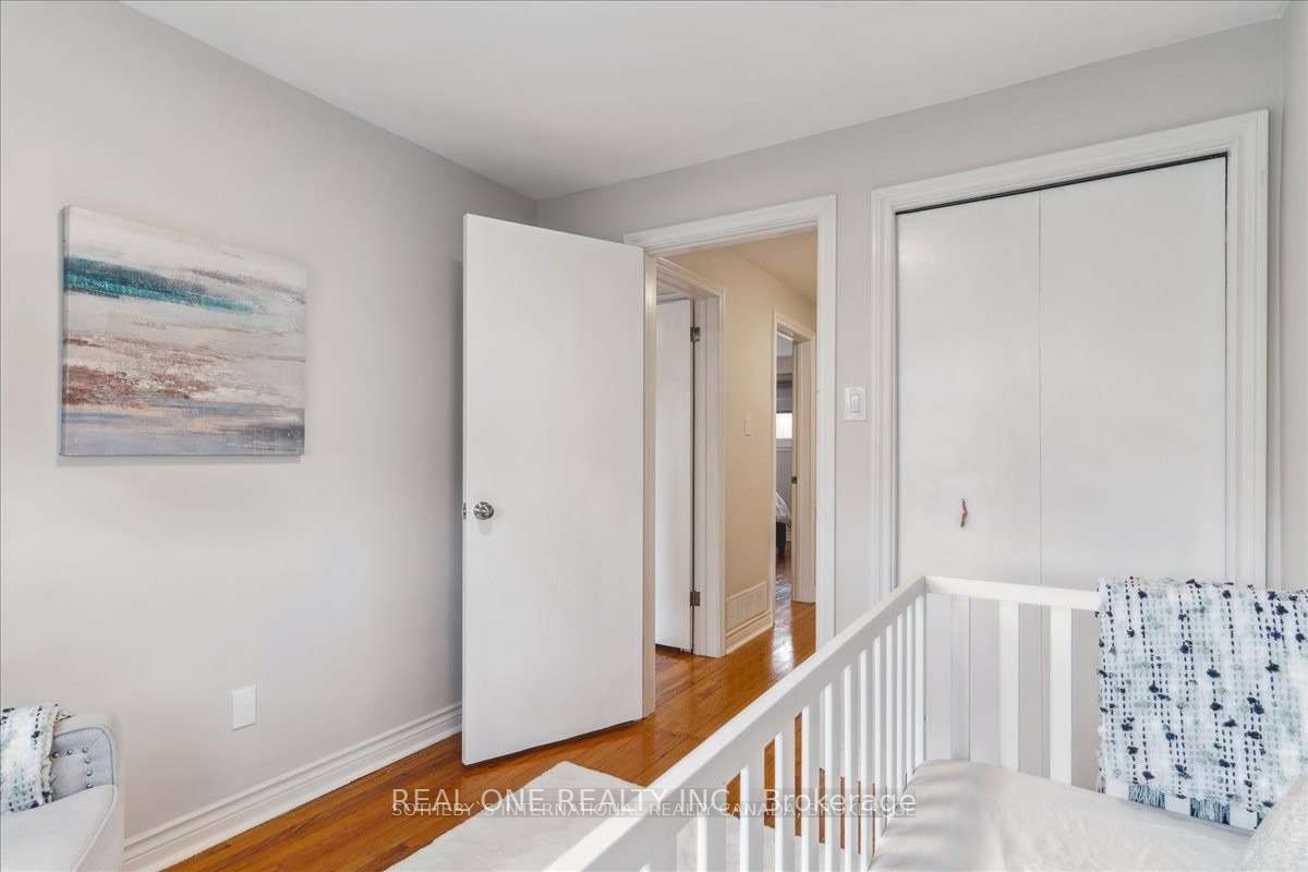 346 Trafalgar Crt