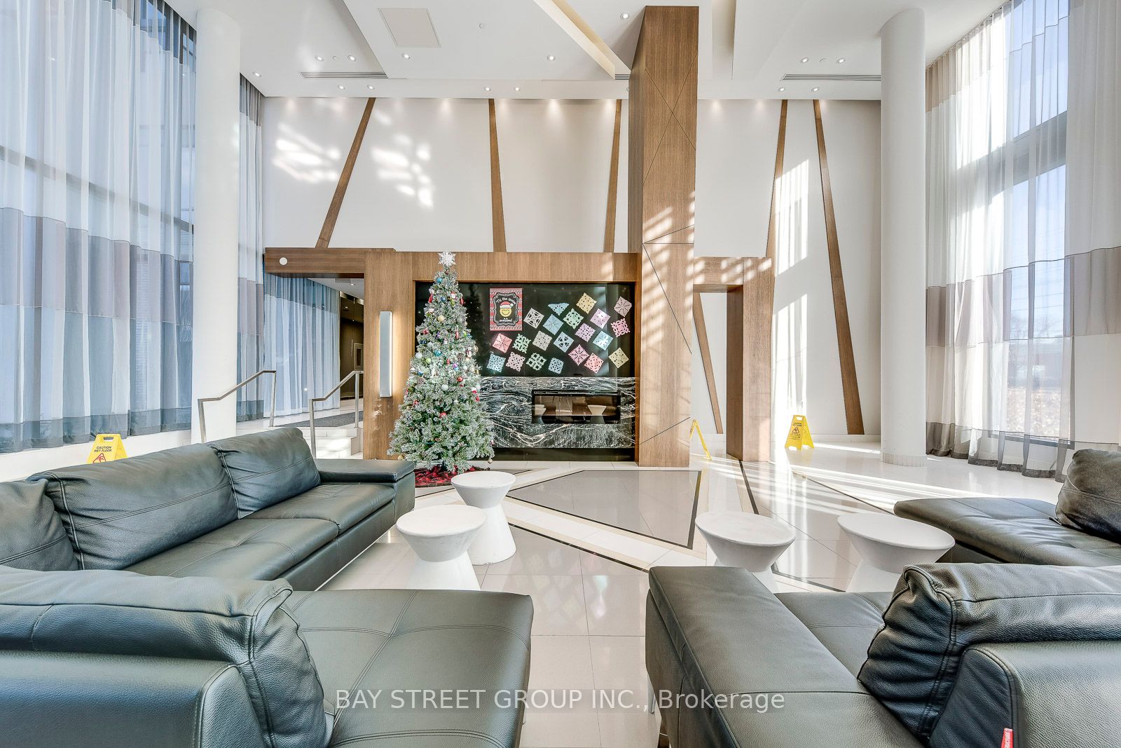 55 Eglinton Avenue W, #1003