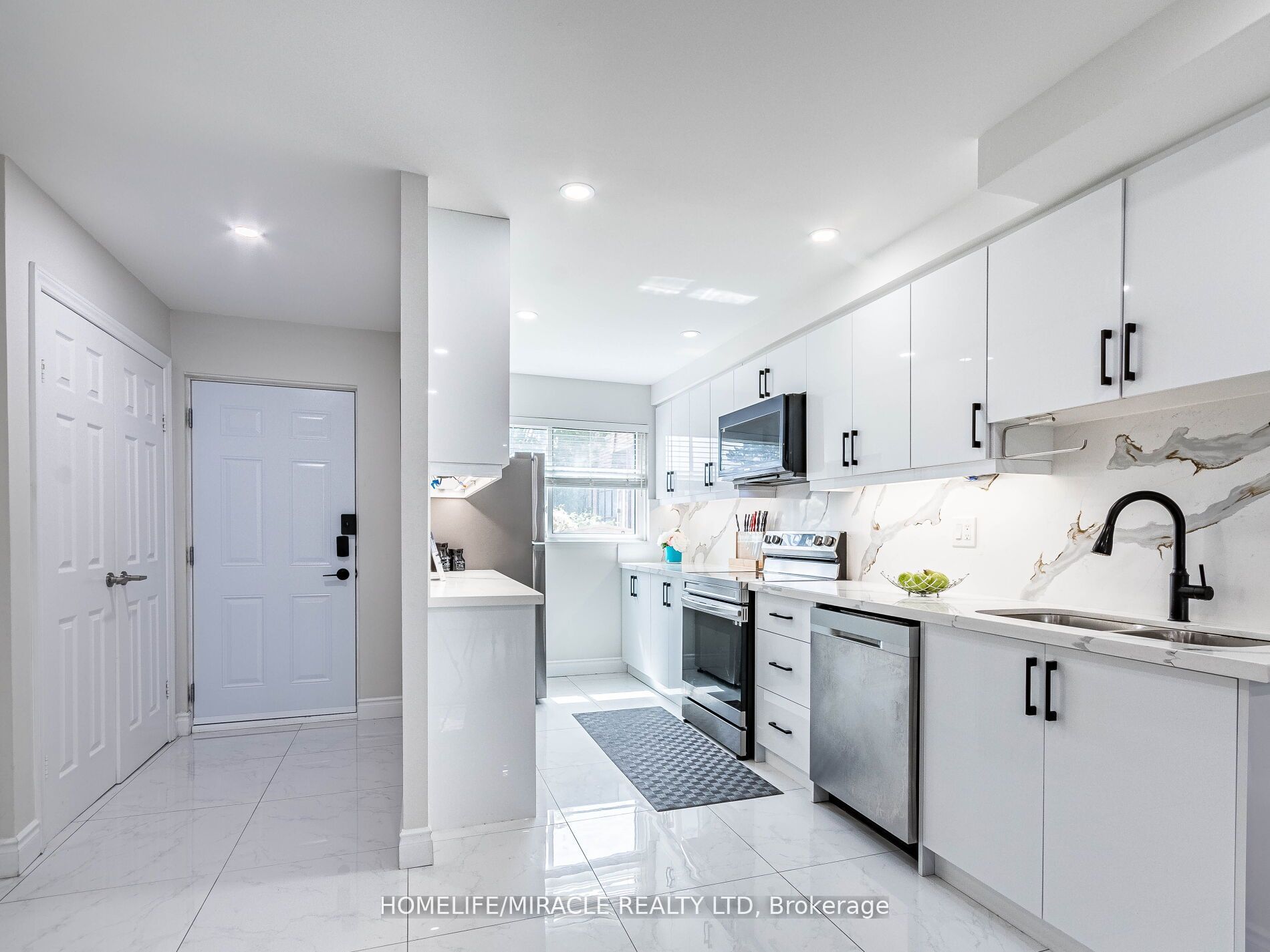 180 Mississauga Valley Boulevard #124