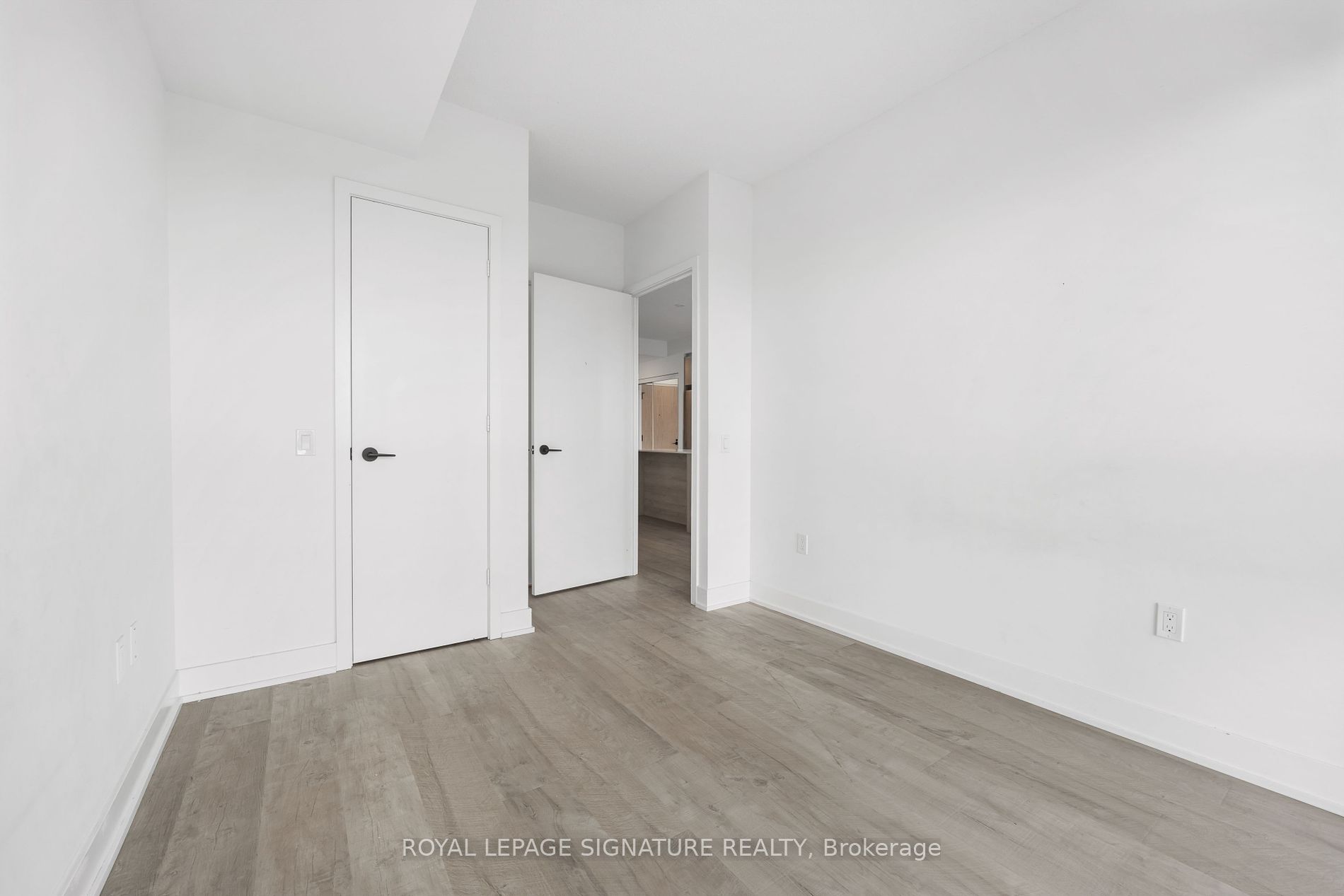 50 George Butchart Dr, #525
