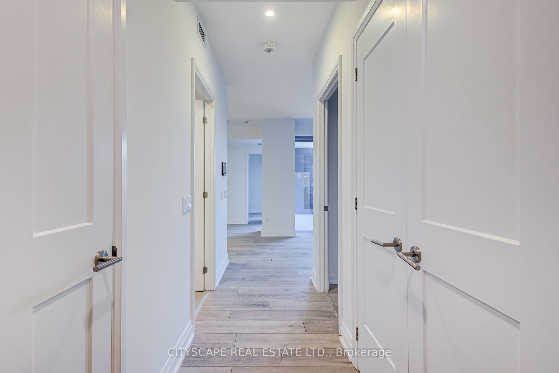 21 Park Street E #601
