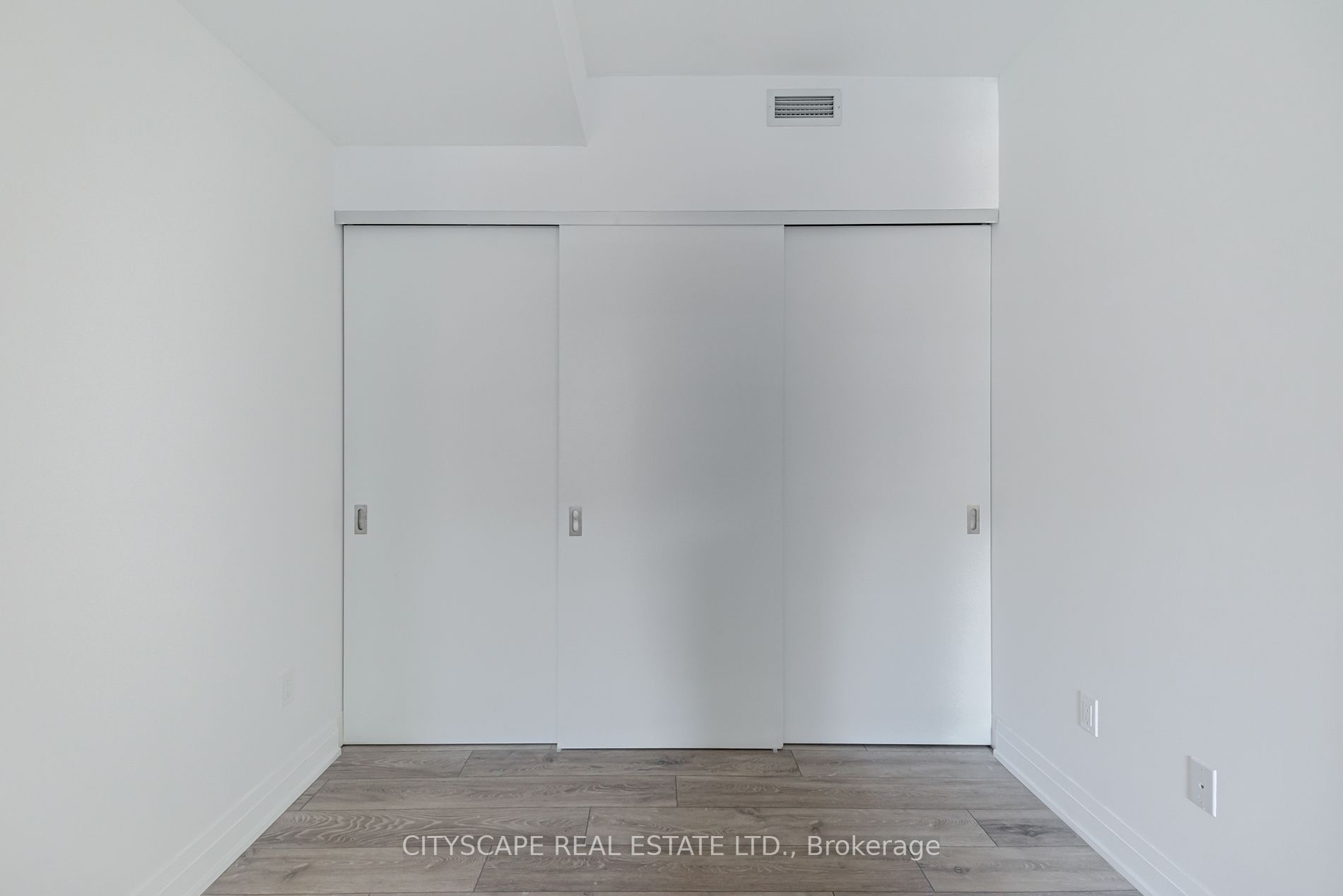 21 Park Street E #601