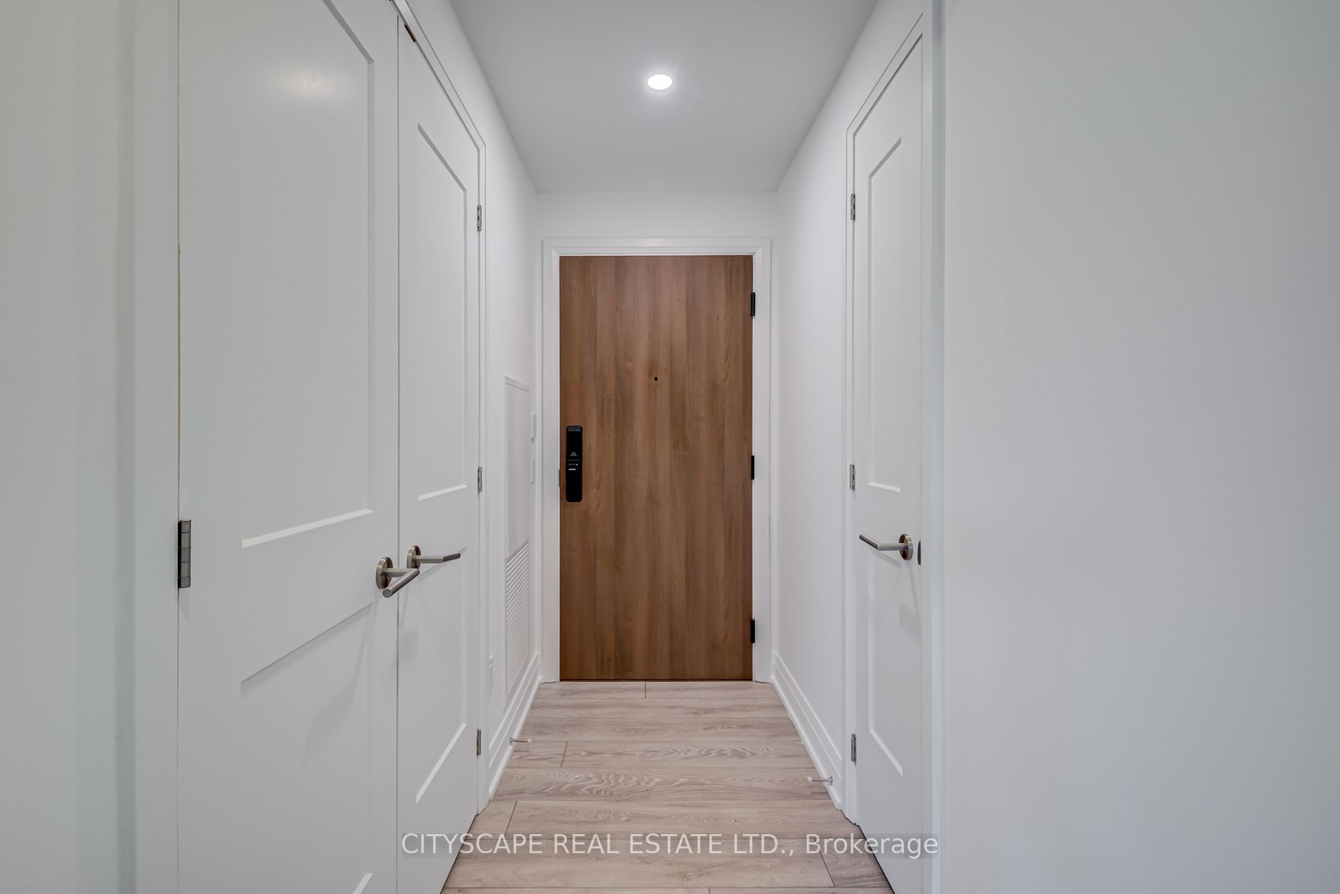 21 Park Street E #601
