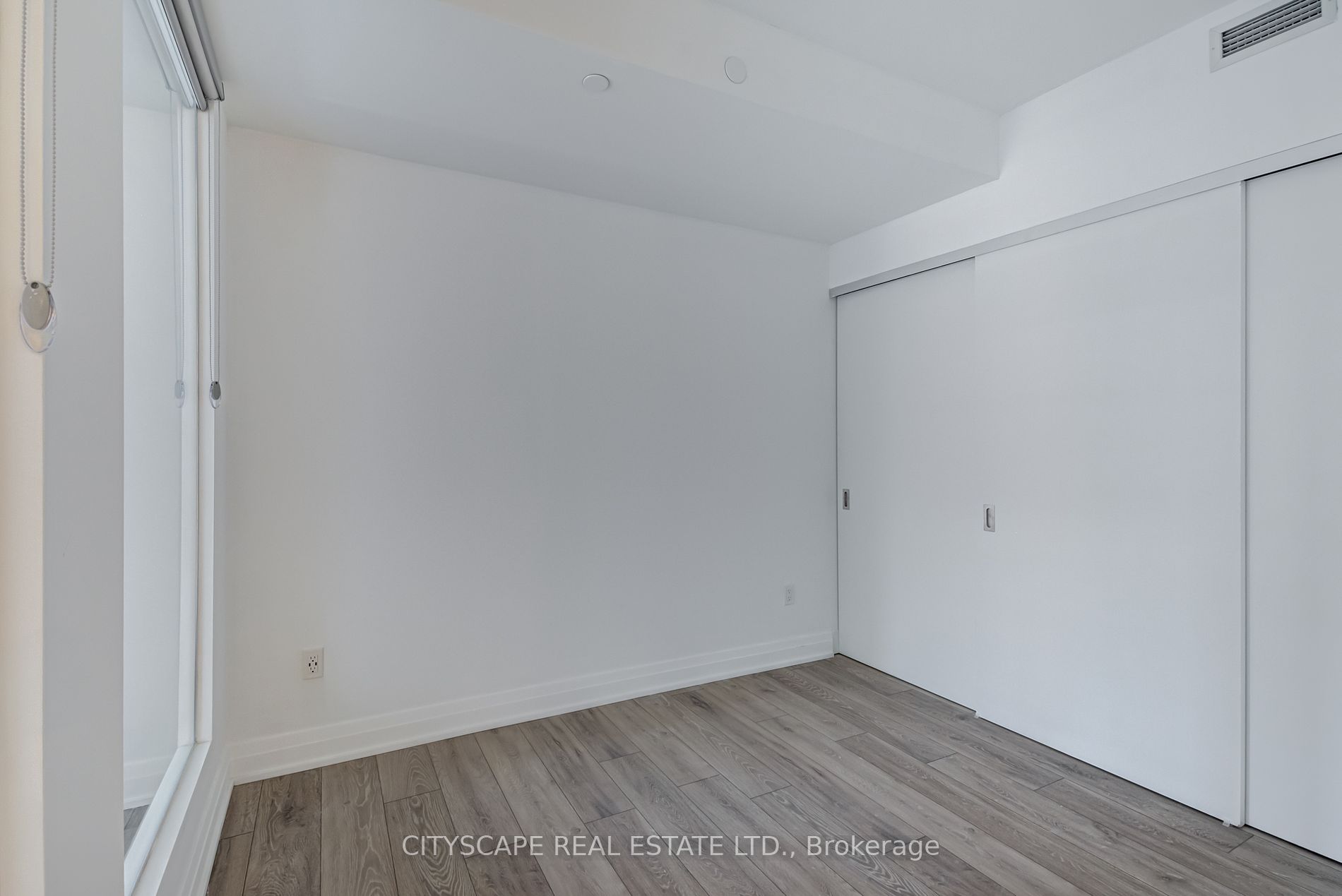 21 Park Street E #601