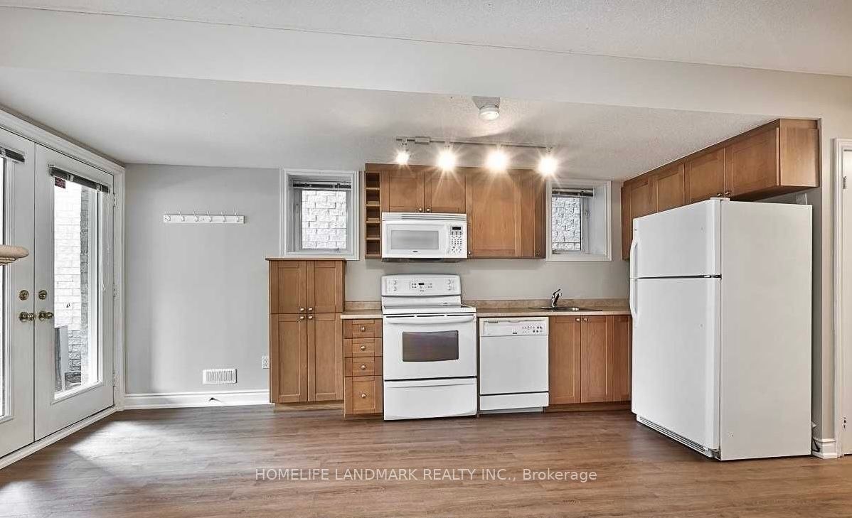 1134 Woodington Lane