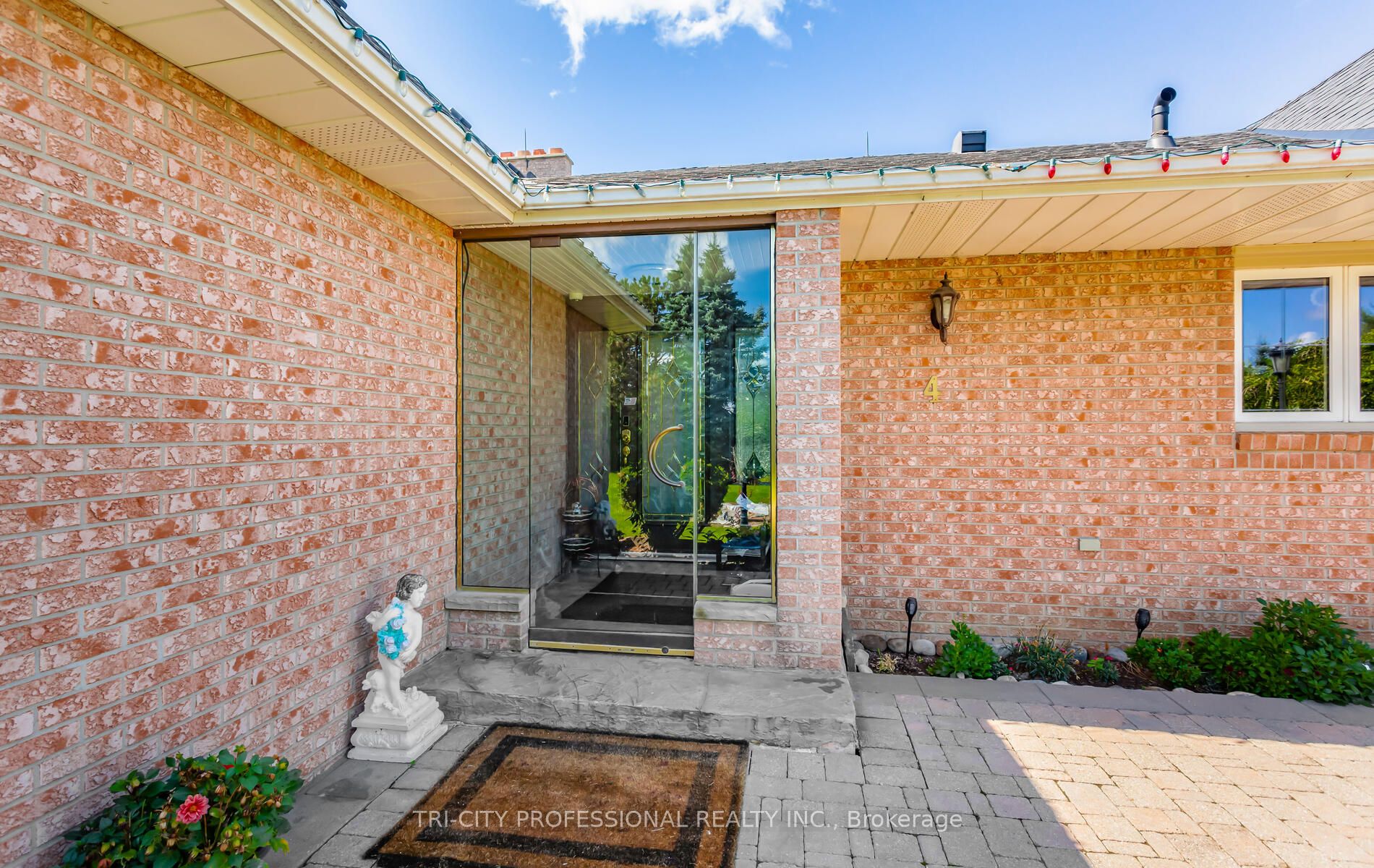 4 Fenton Way