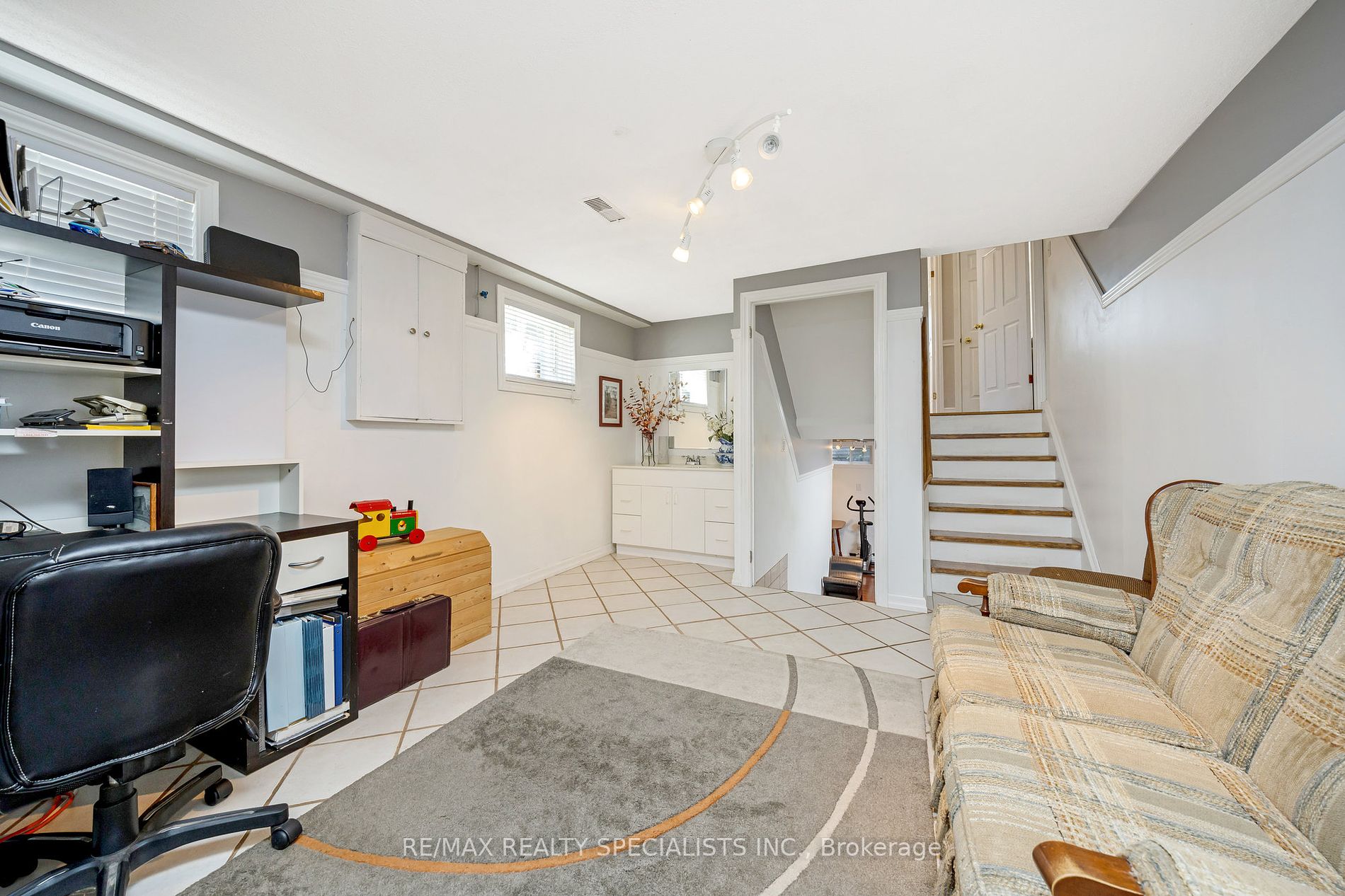 6356 Chaumont Crescent