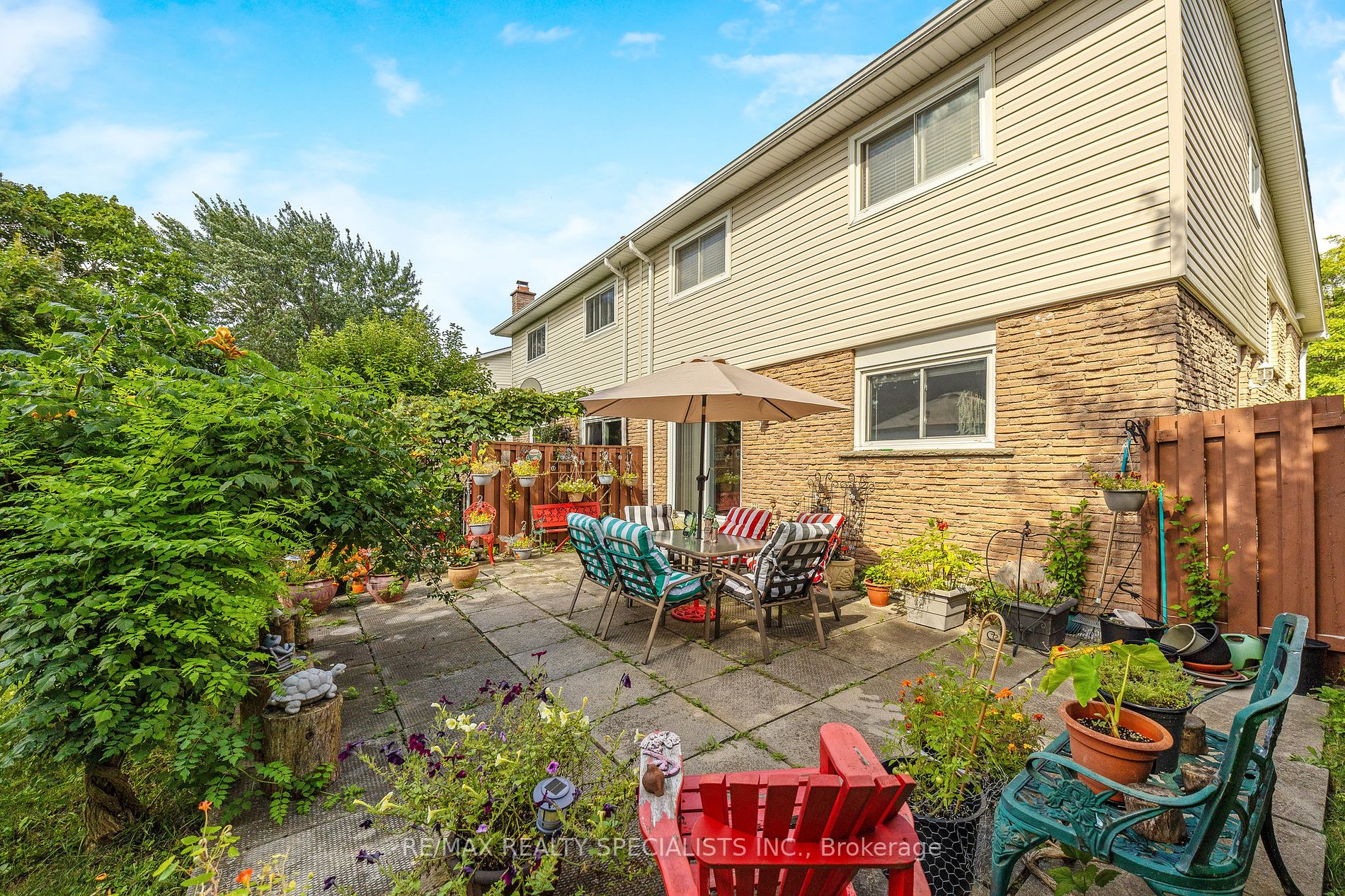 6356 Chaumont Crescent