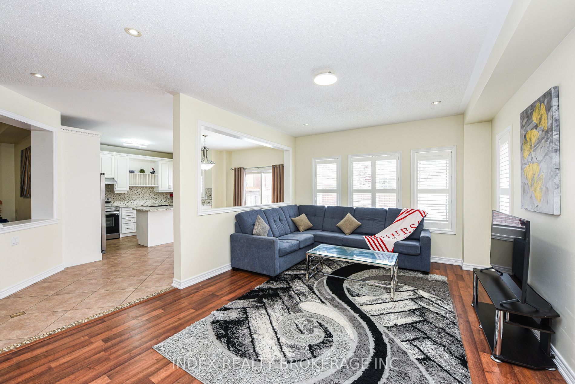 32 Charger Lane