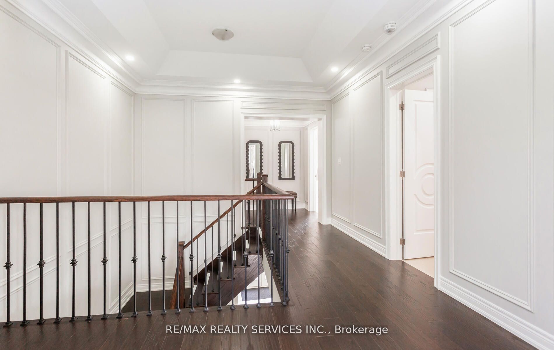 9 Bedouin Cres