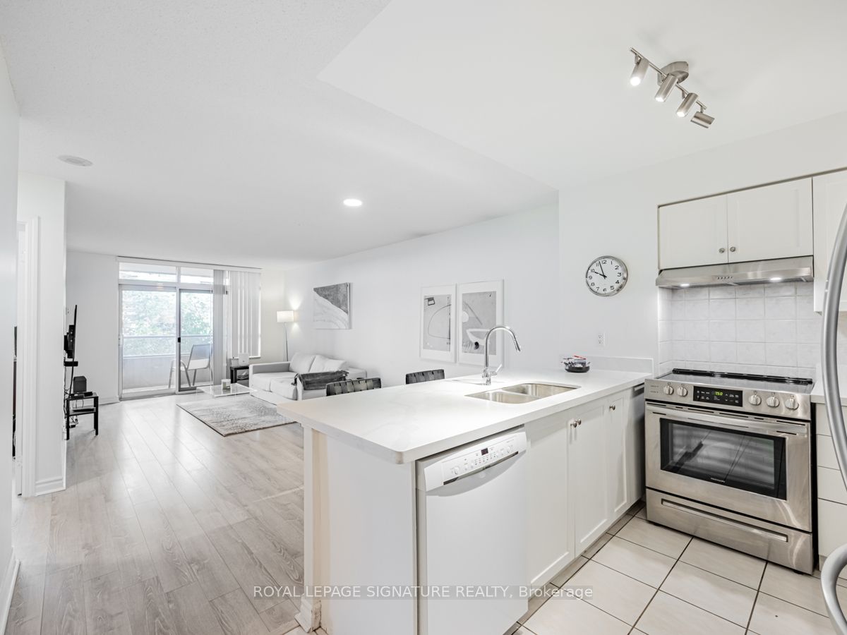 35 Kingsbridge Garden Circle, #413
