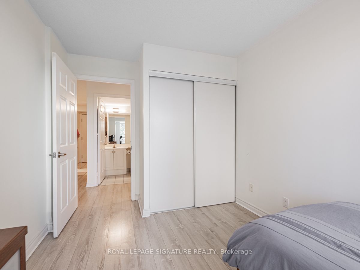 35 Kingsbridge Garden Circle, #413