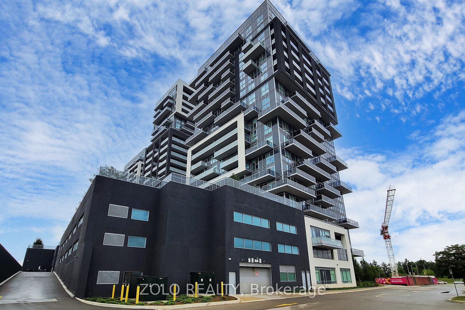 2093 Fairview Street #201