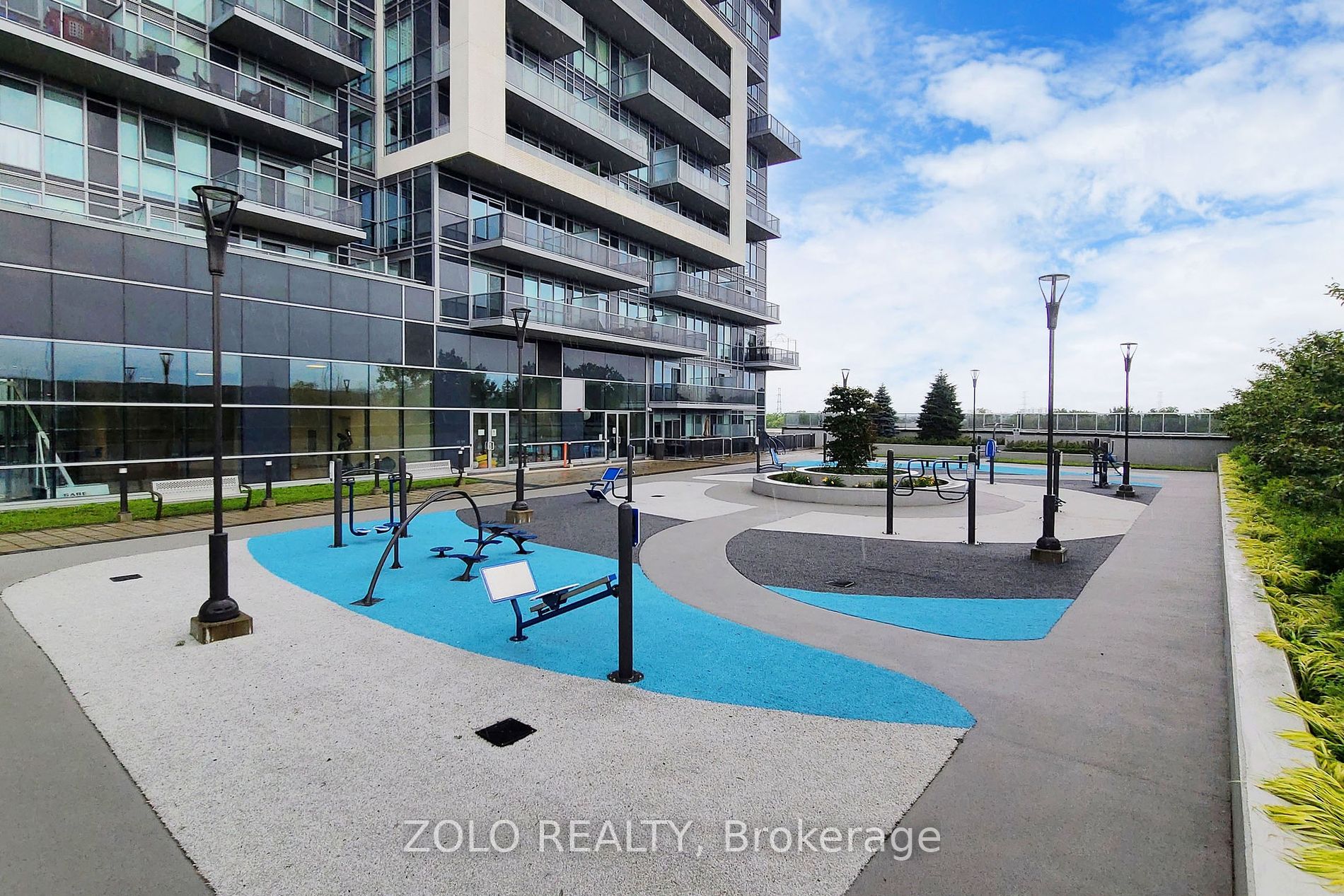 2093 Fairview Street #201