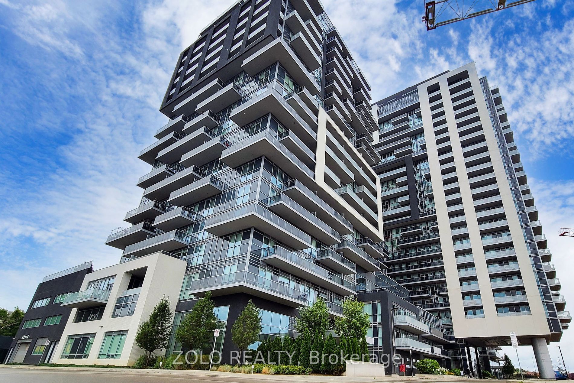 2093 Fairview Street #201