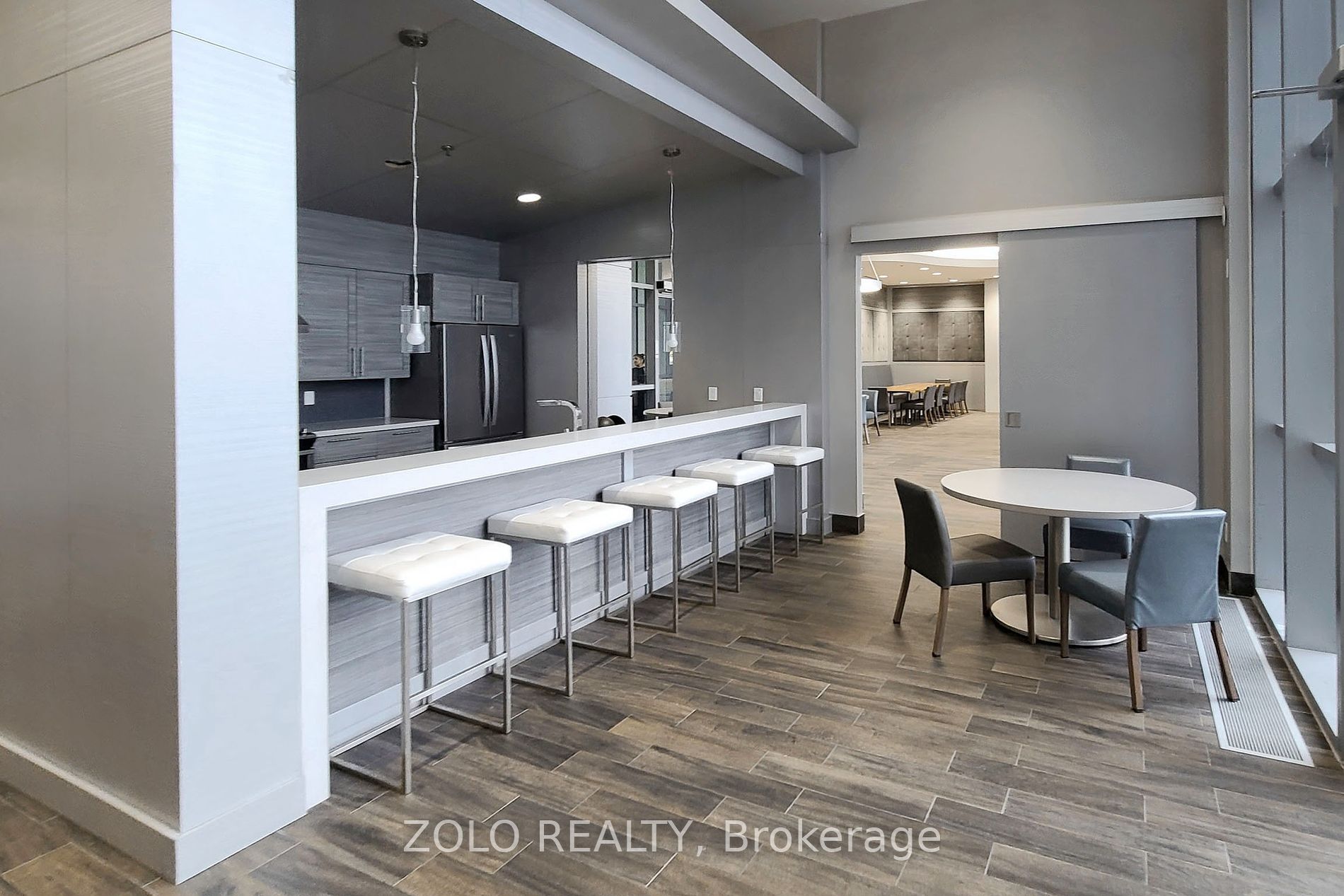2093 Fairview Street #201