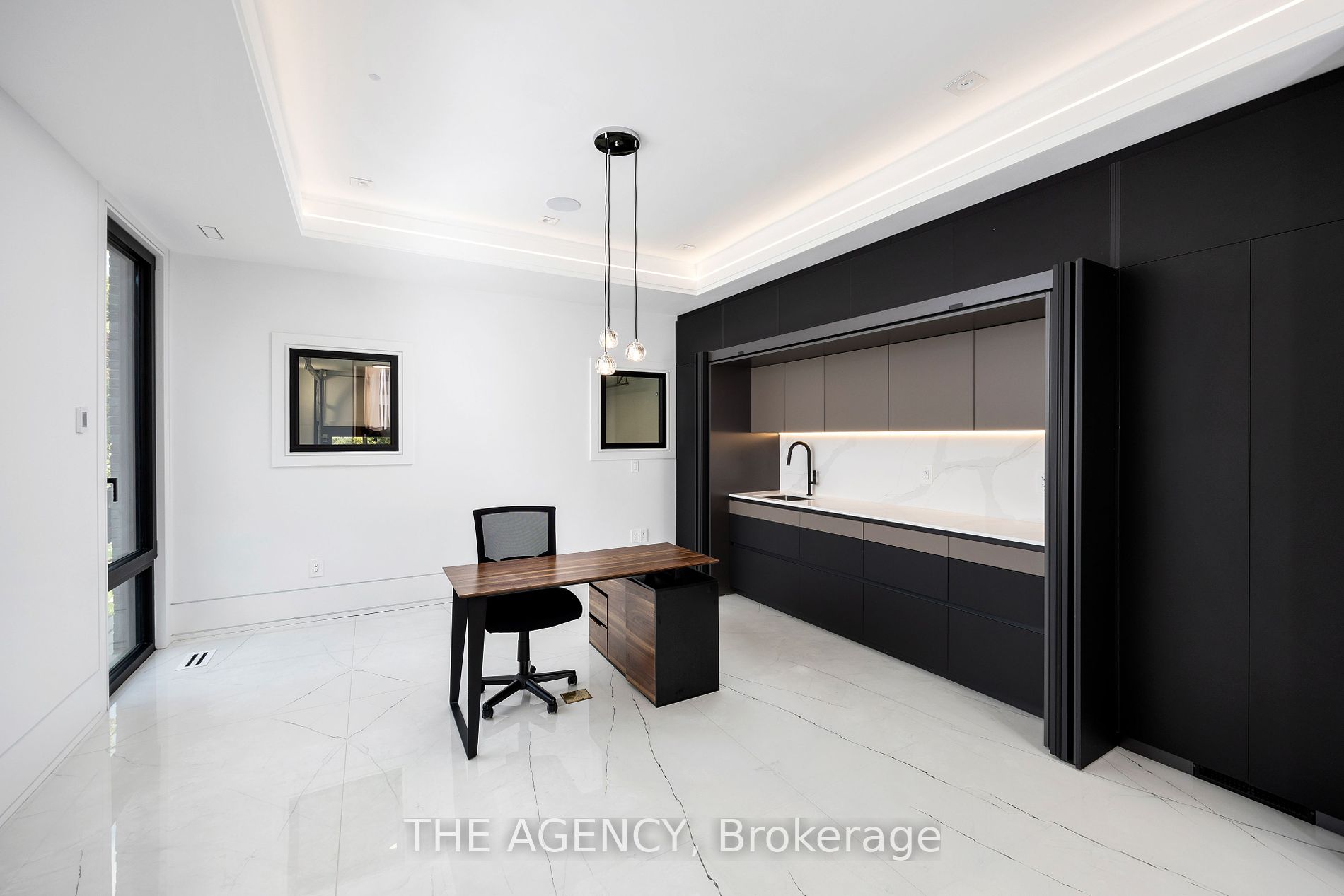 91 Valecrest Drive