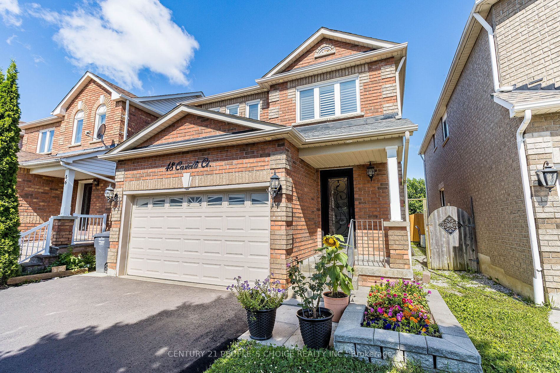 48 Castelli Crt