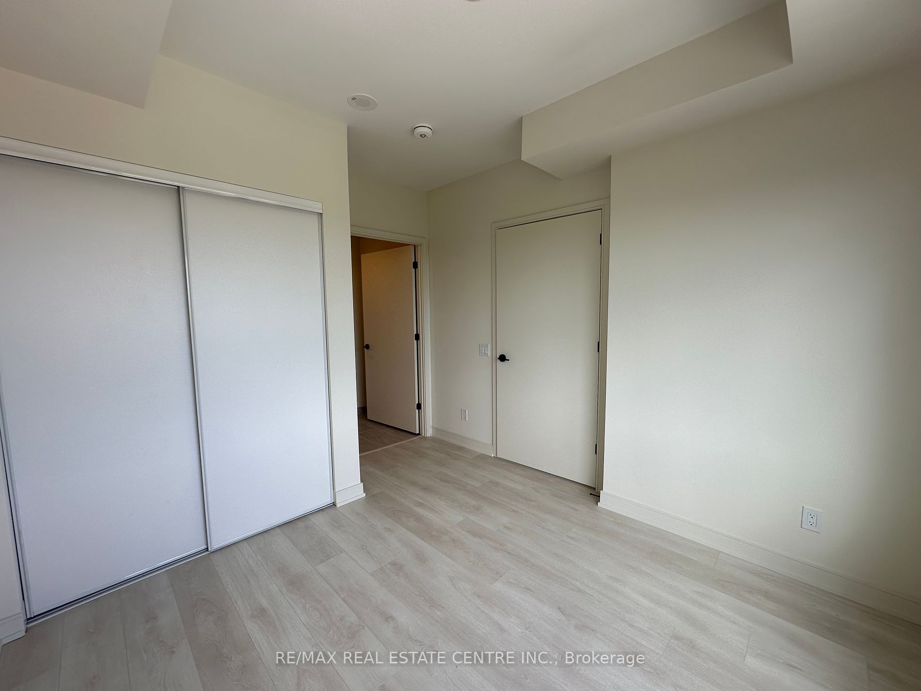 8010 Derry Road #801