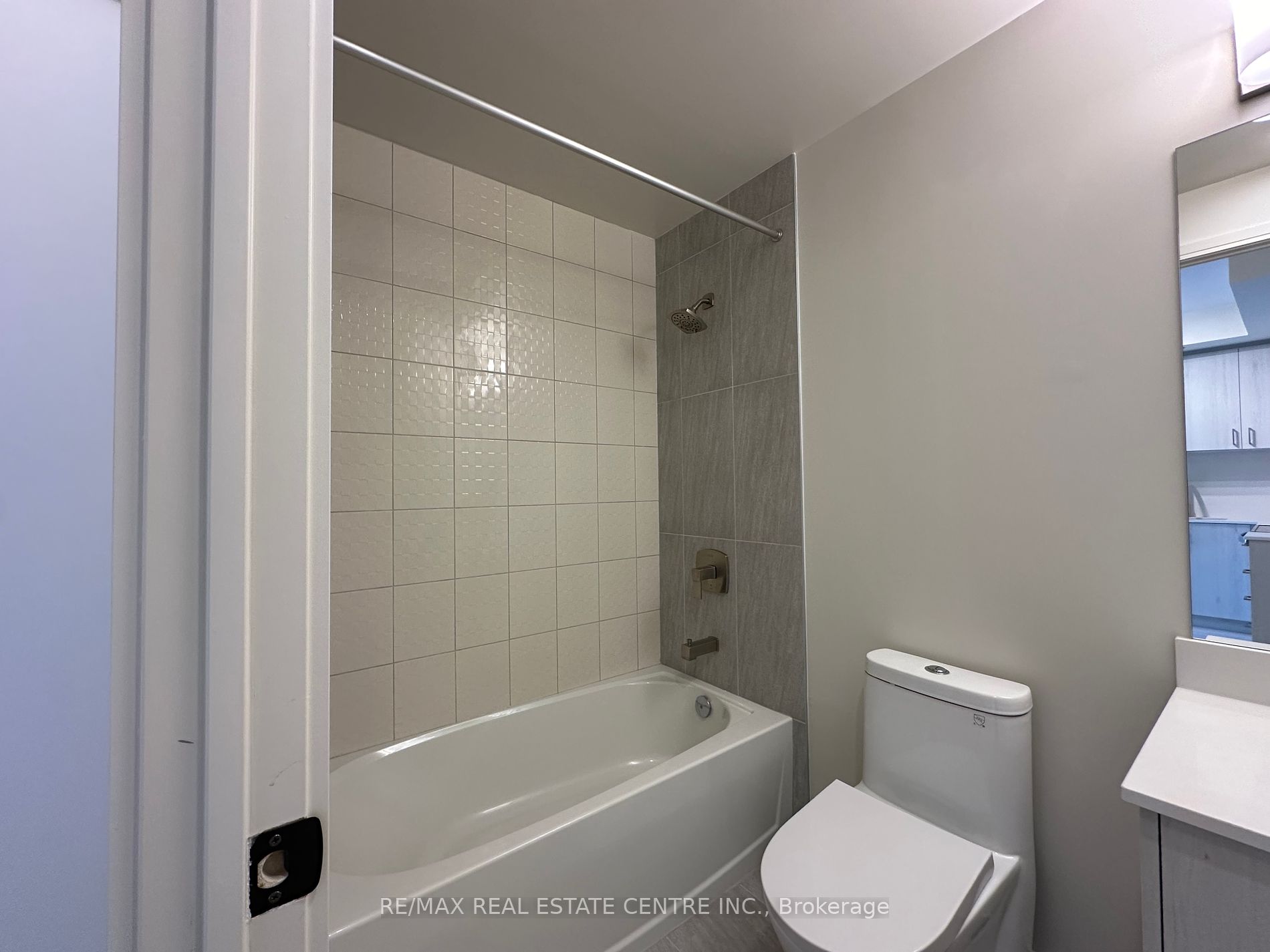 8010 Derry Road #801