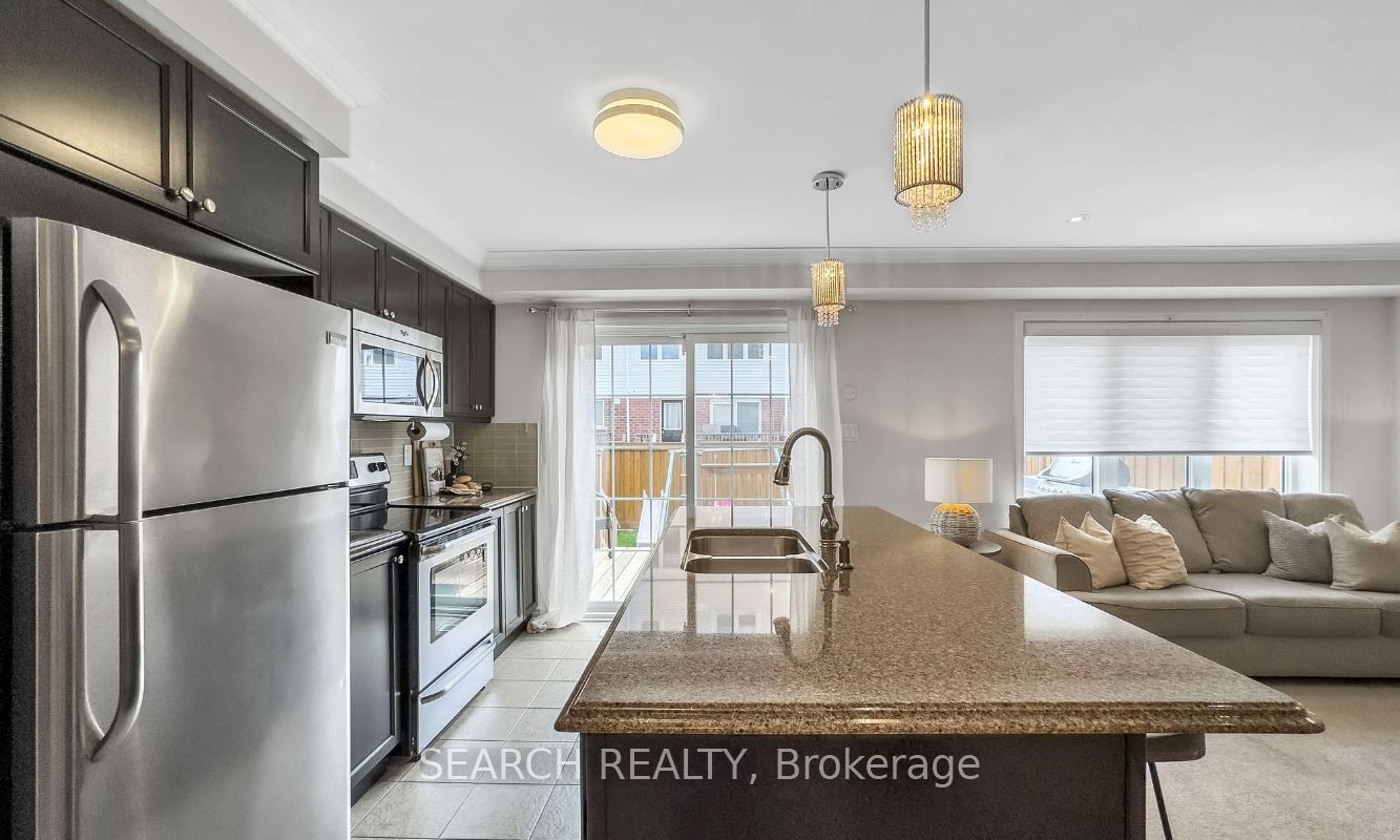 34 Enford Cres