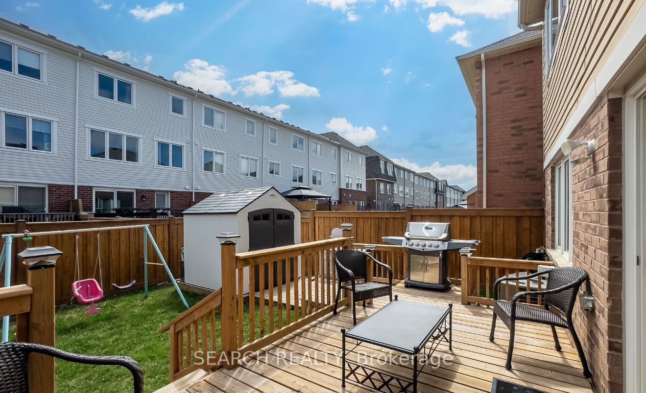 34 Enford Cres