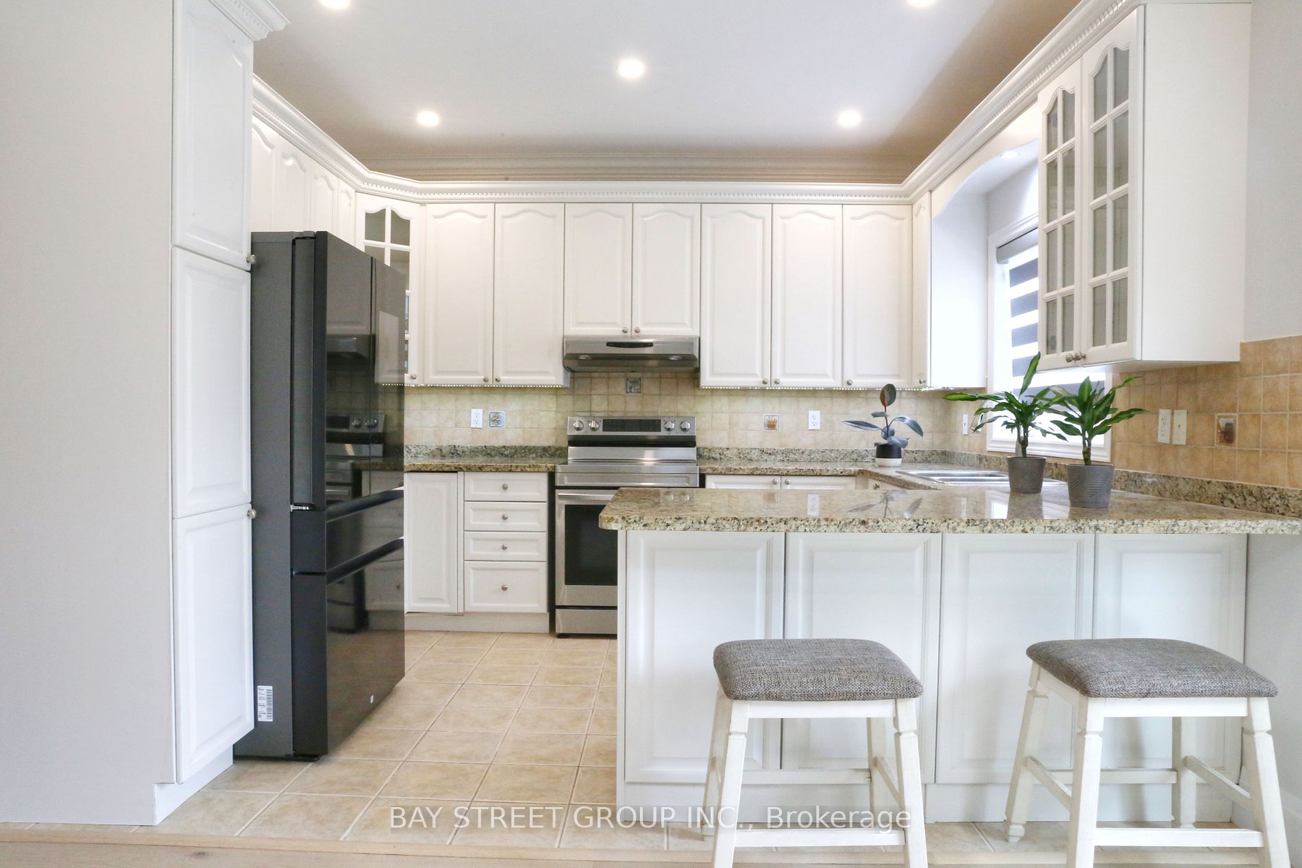 2309 Coronation Dr