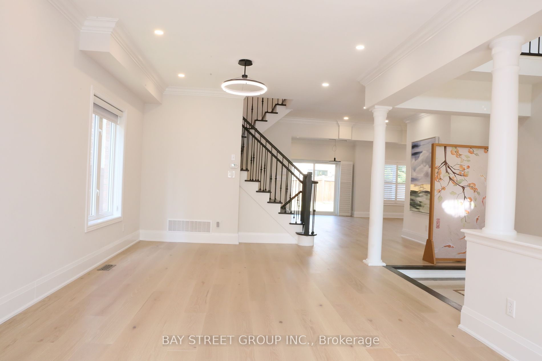 2309 Coronation Dr