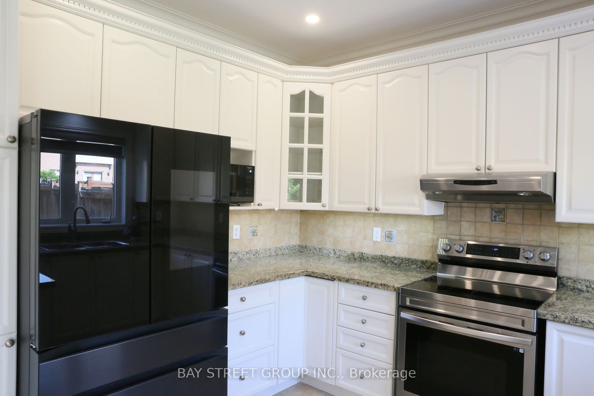 2309 Coronation Dr