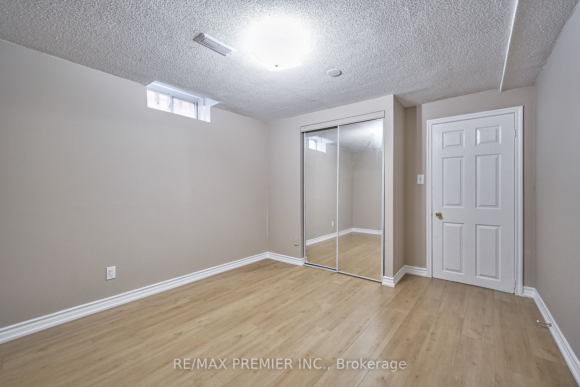 5235 HUNTINGFIELD Drive
