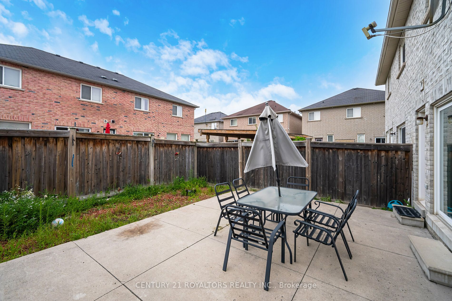 24 Caversham Drive