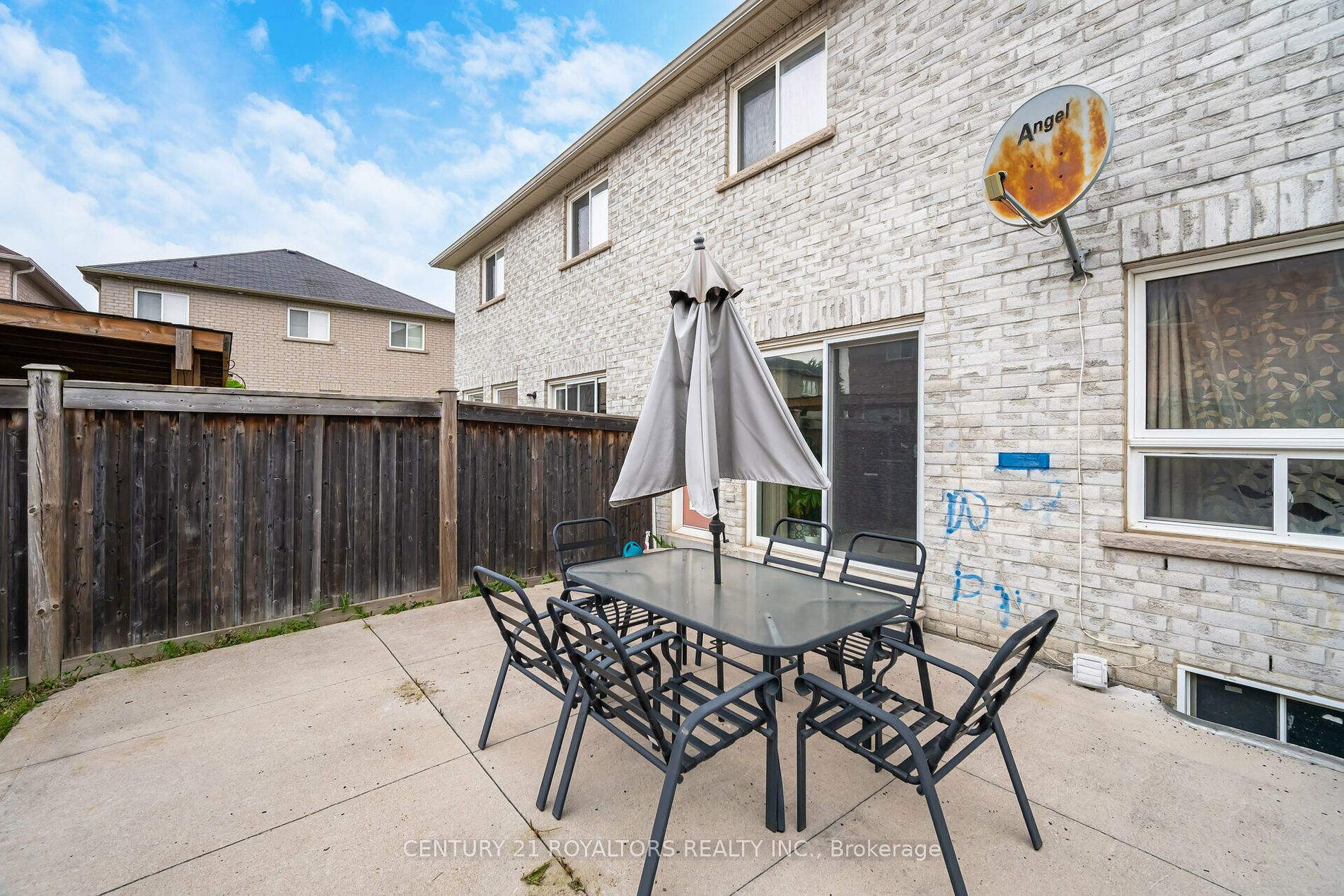 24 Caversham Drive