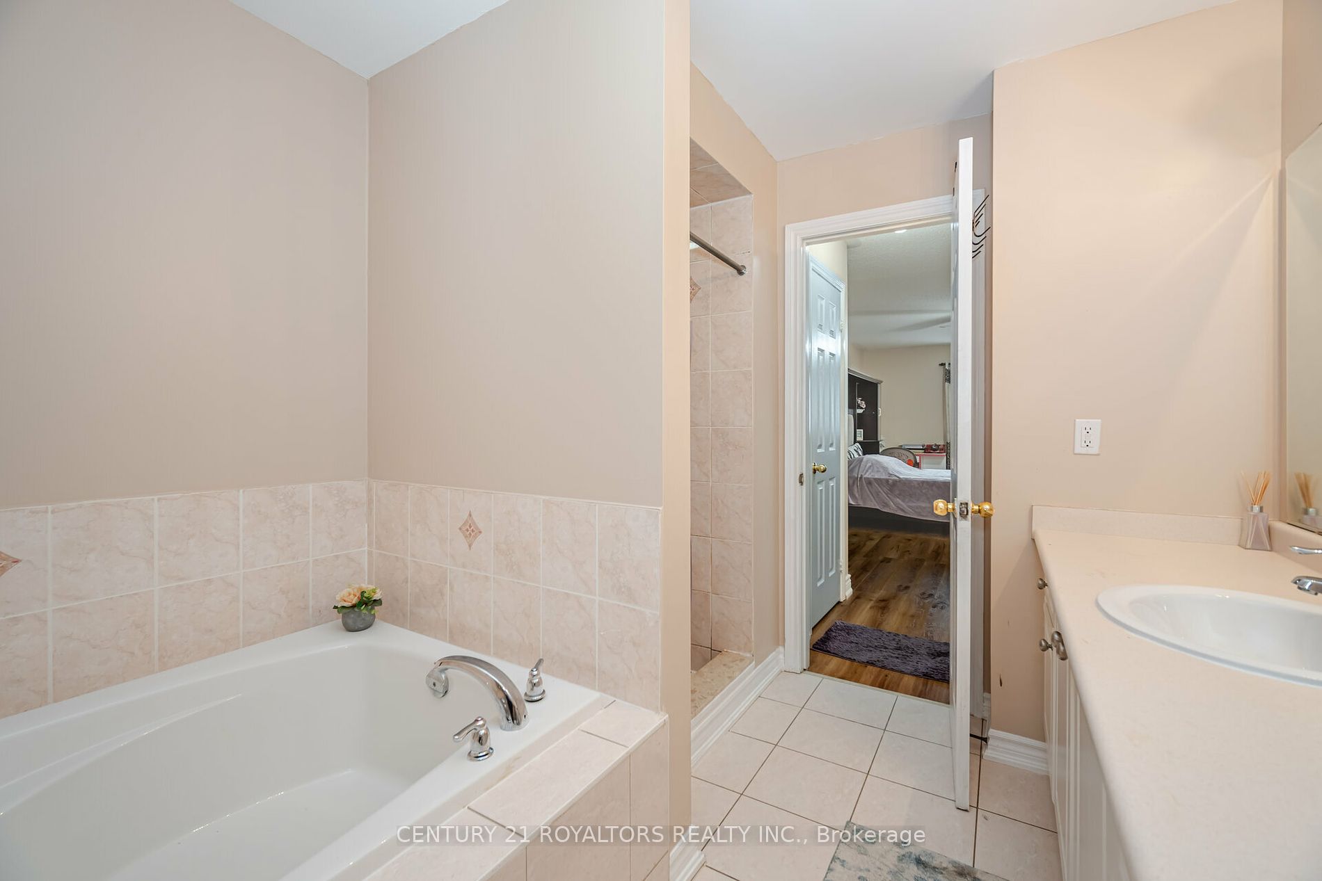24 Caversham Drive