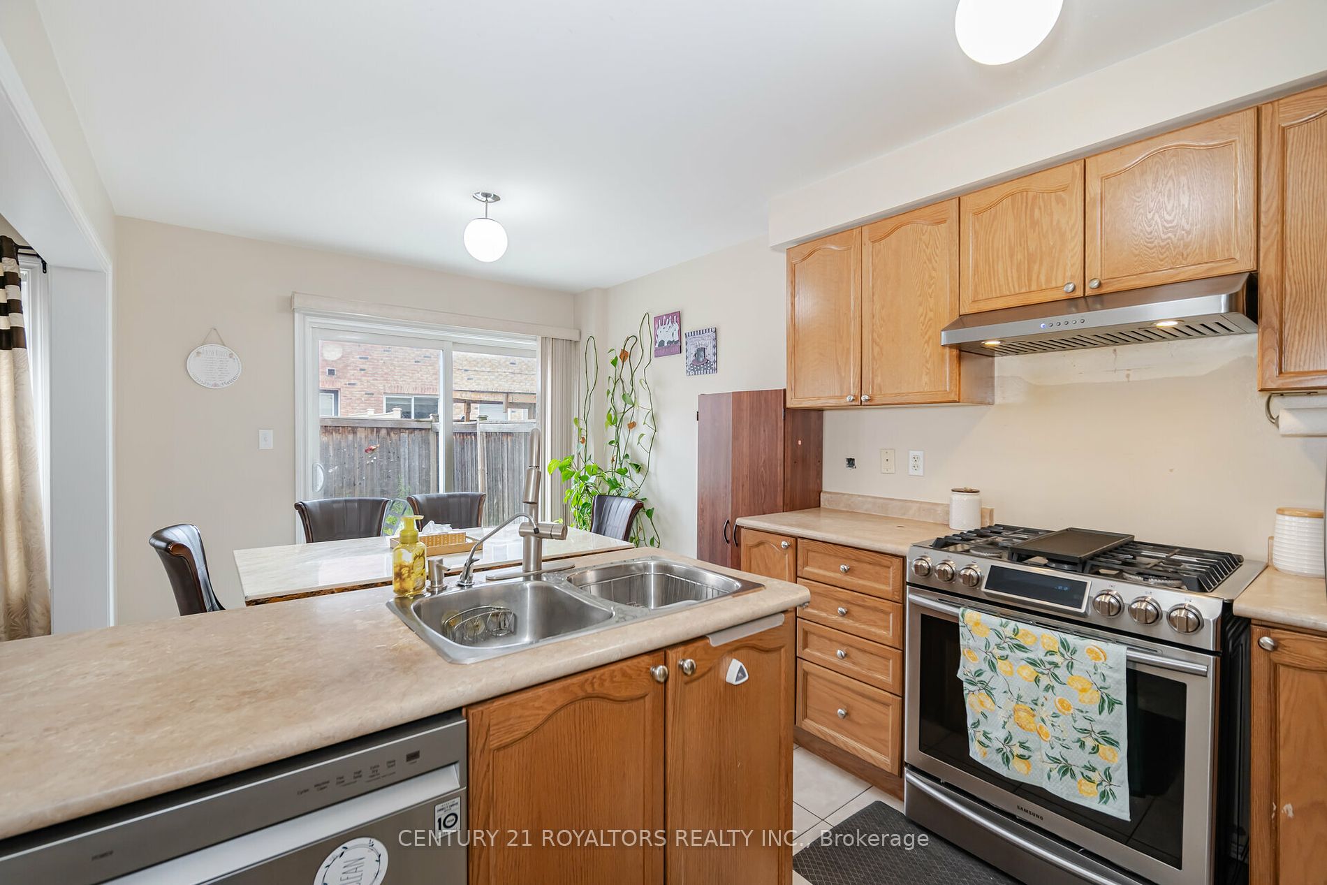 24 Caversham Drive