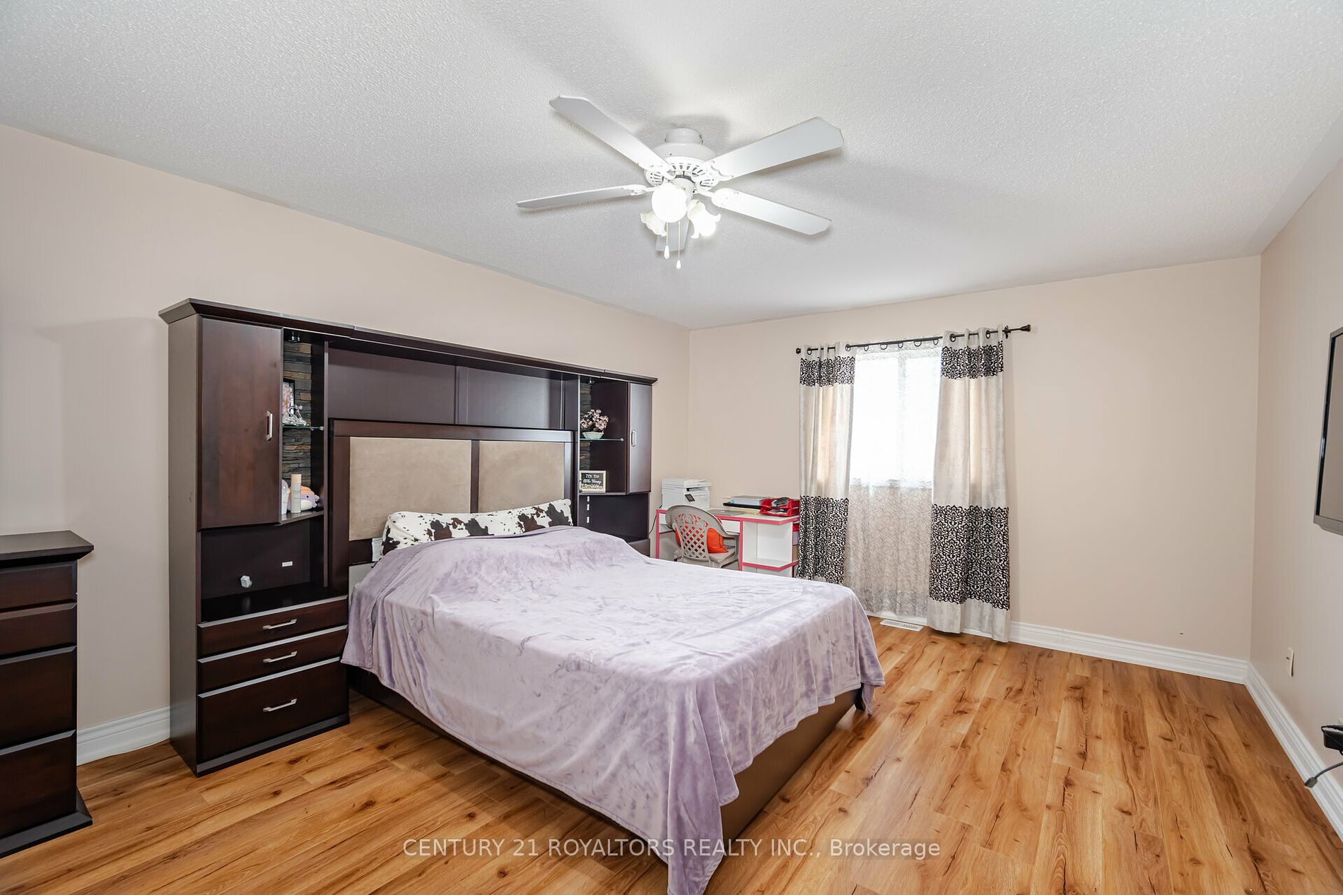 24 Caversham Drive