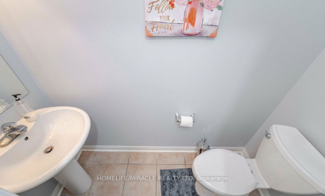6 Mistybrook Cres
