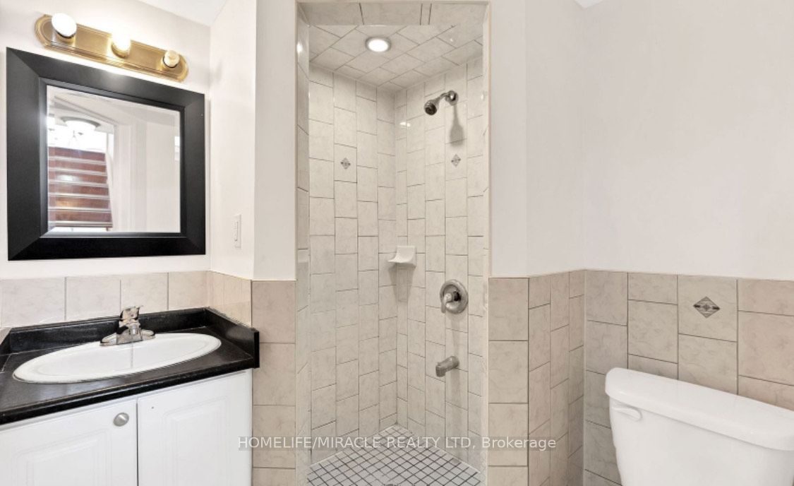 6 Mistybrook Cres