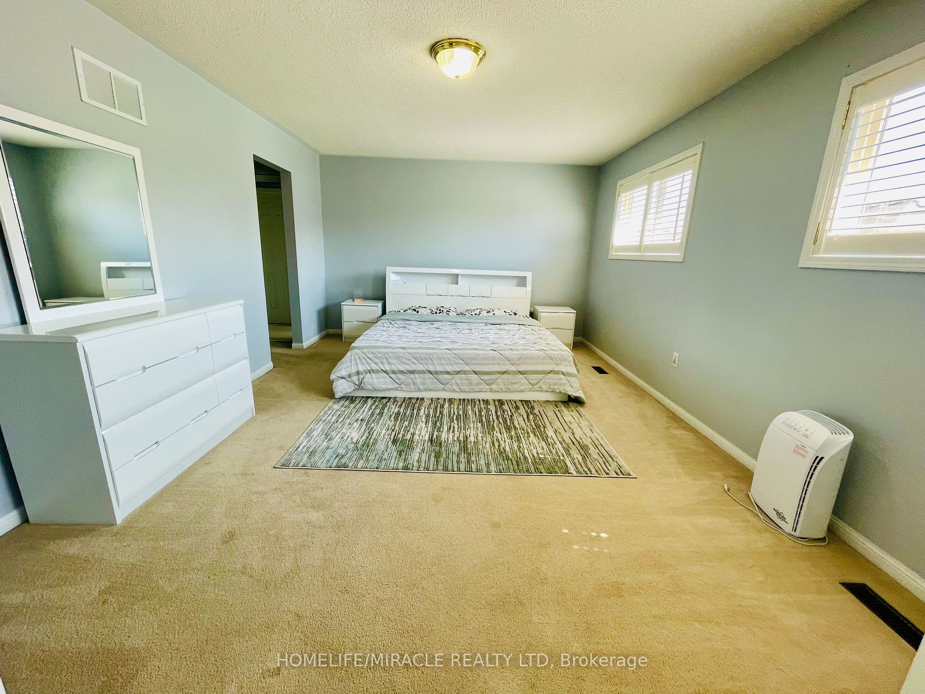 6 Mistybrook Cres