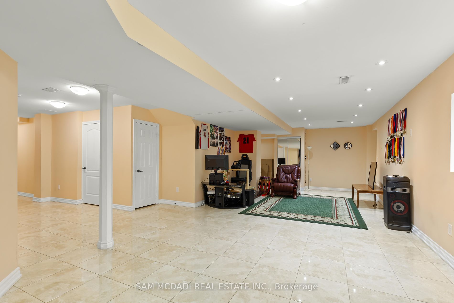 53 Heatherglen Drive