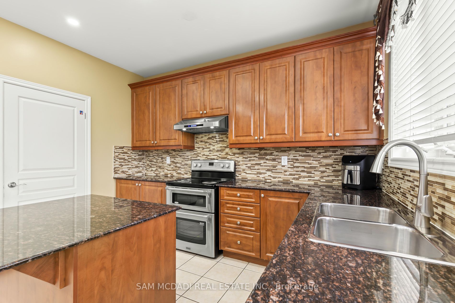 53 Heatherglen Drive