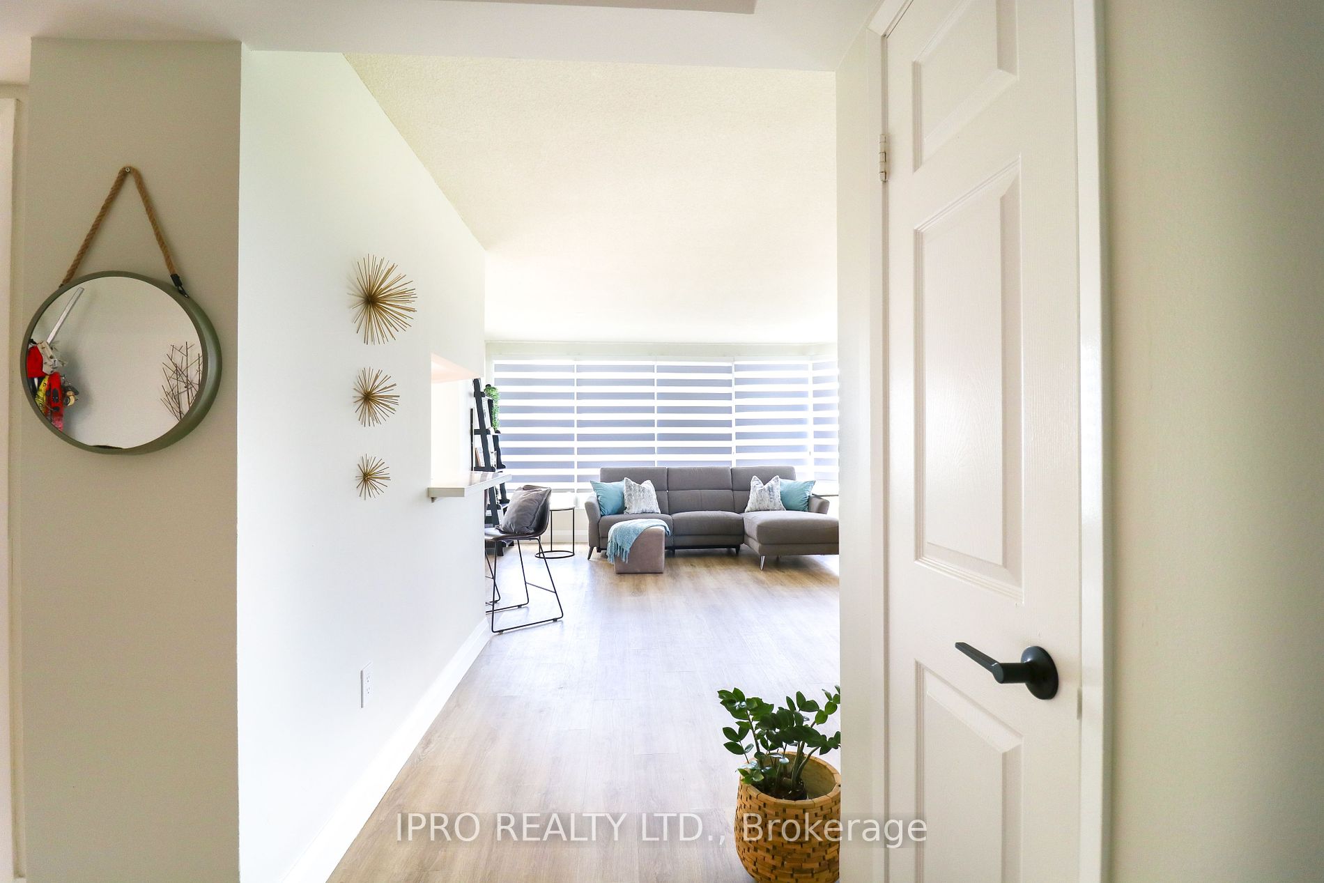 1271 Walden Circ, #1201