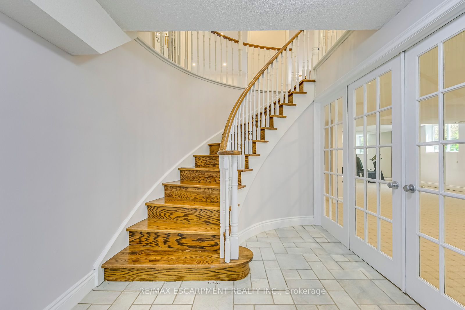 341 Acacia Crt