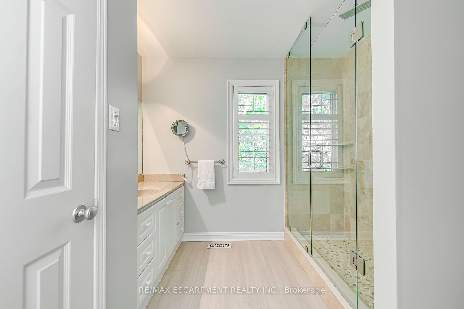 341 Acacia Crt