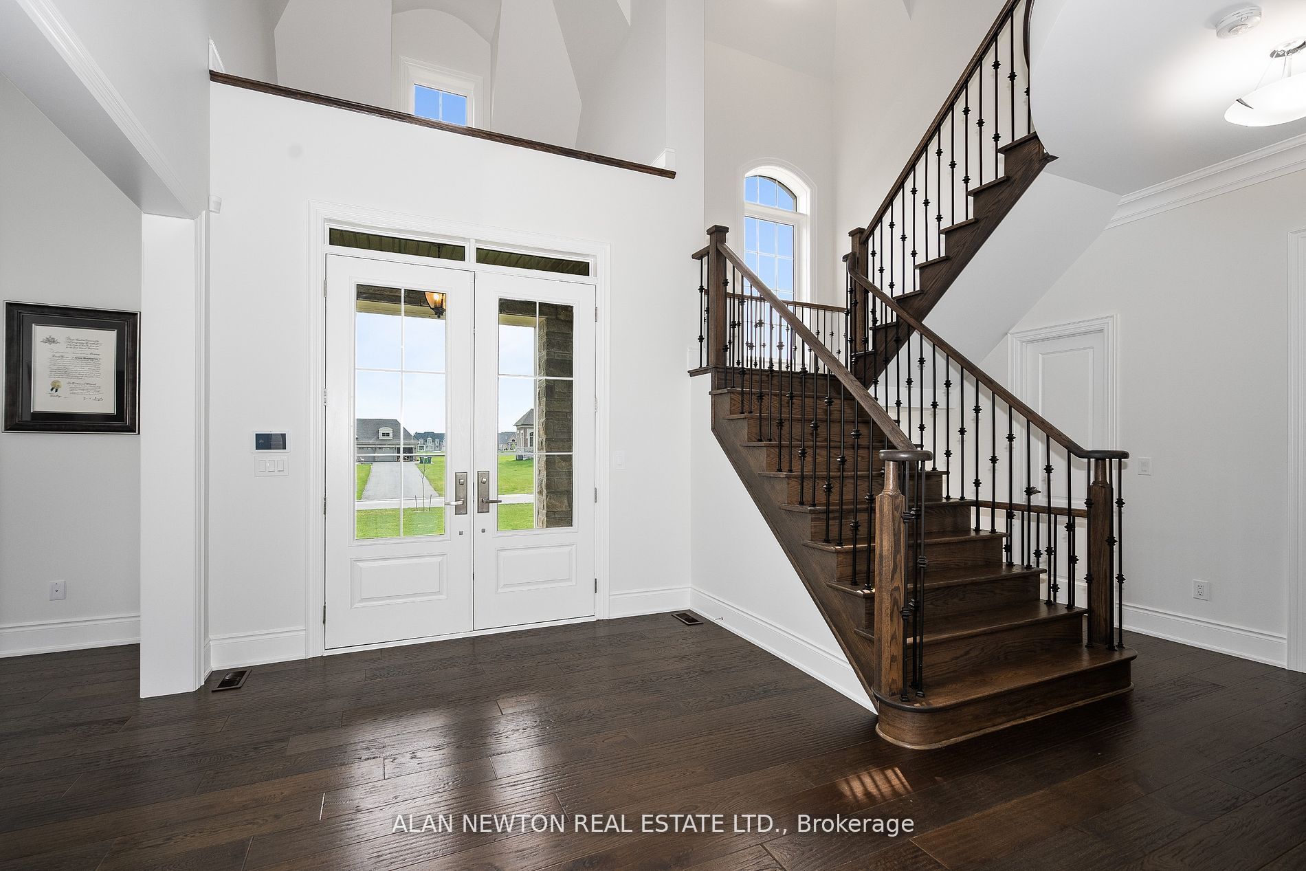 276 Amos Dr