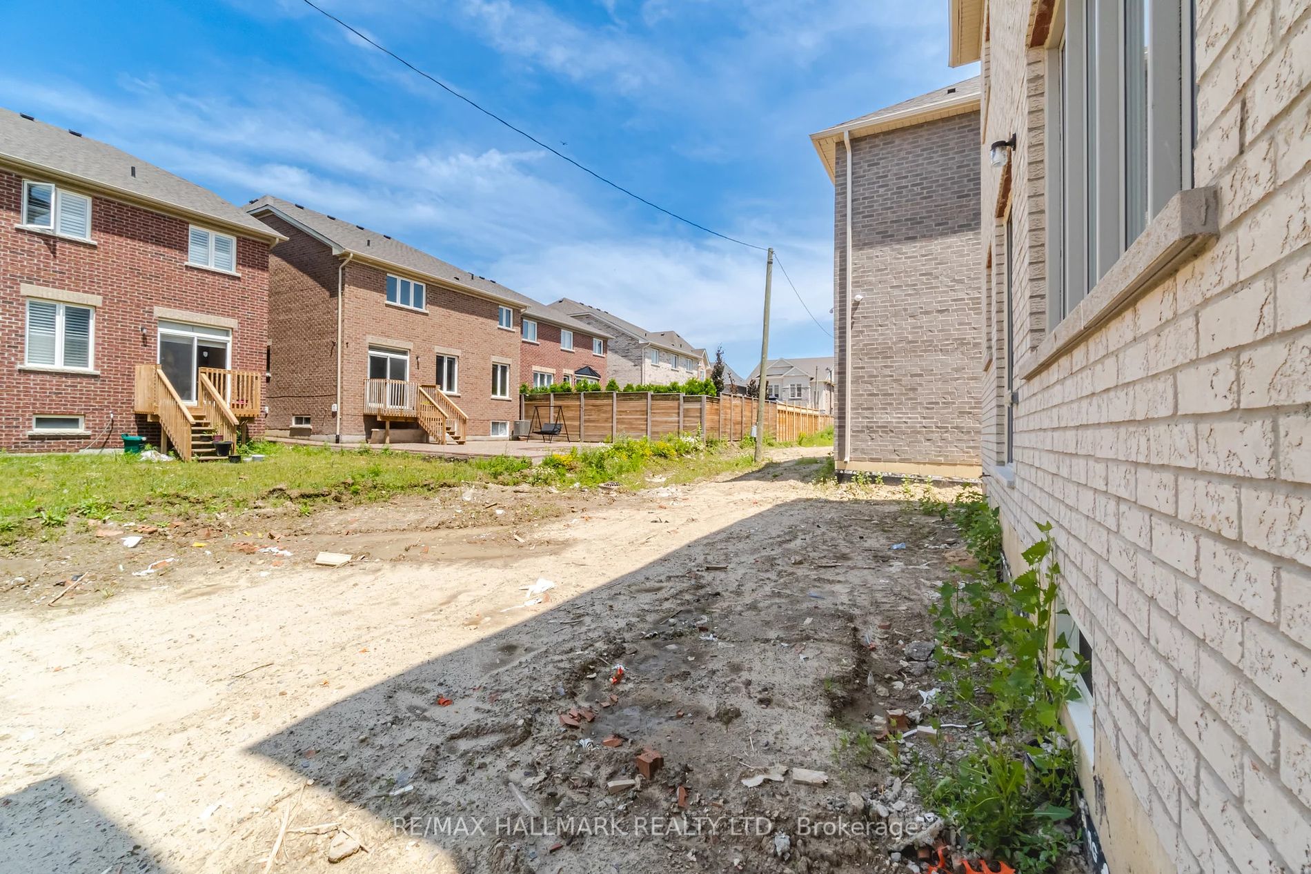 46 Dotchson Ave