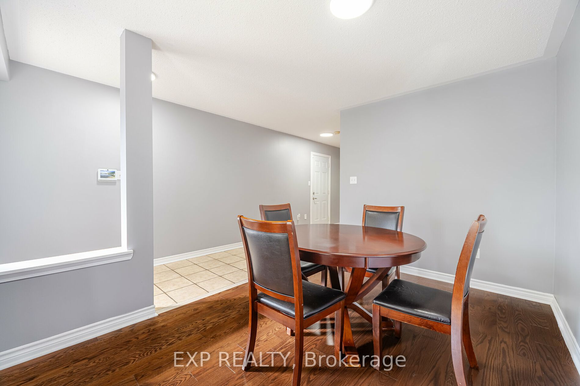 84 Tianalee Cres