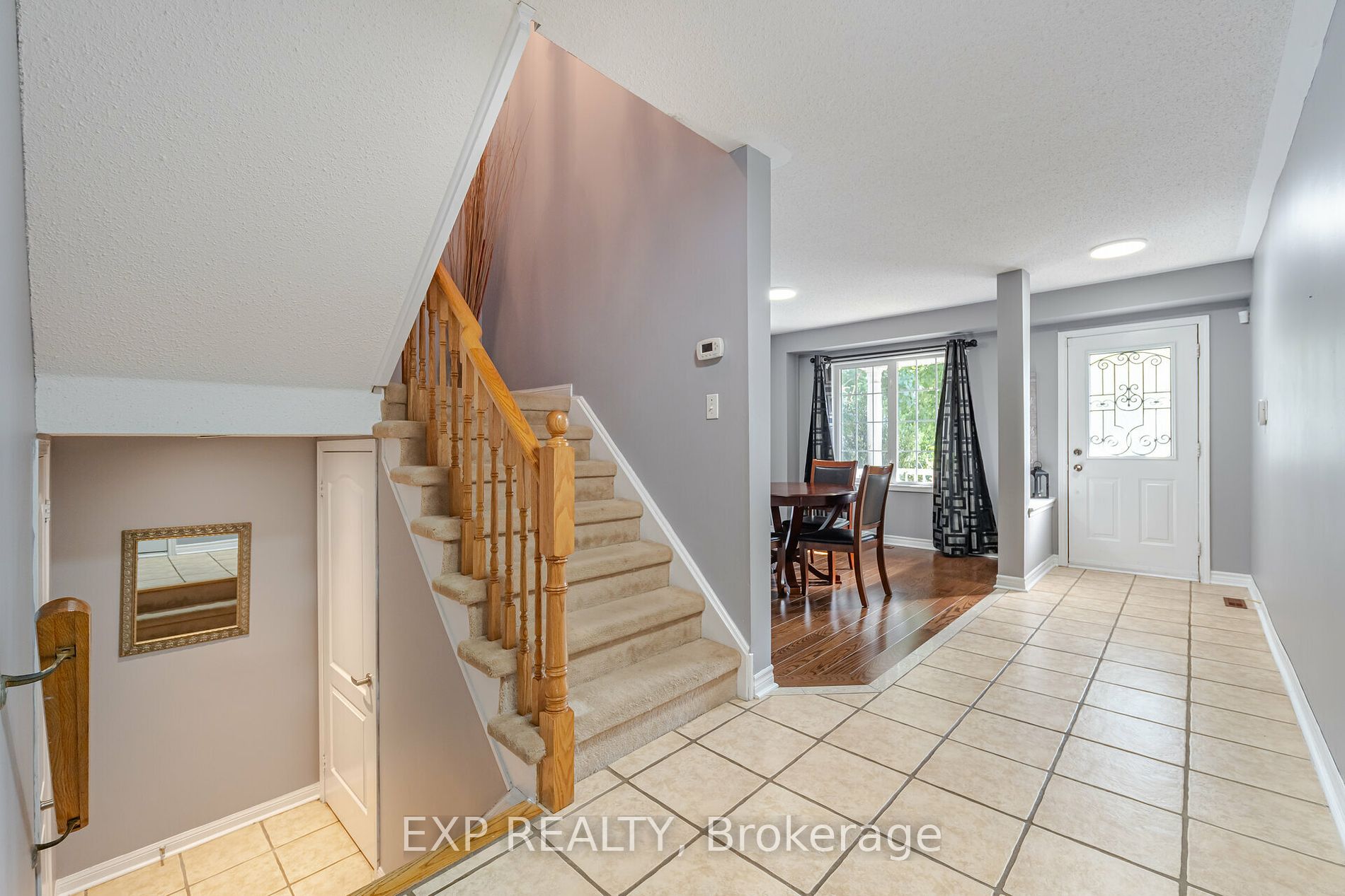 84 Tianalee Cres