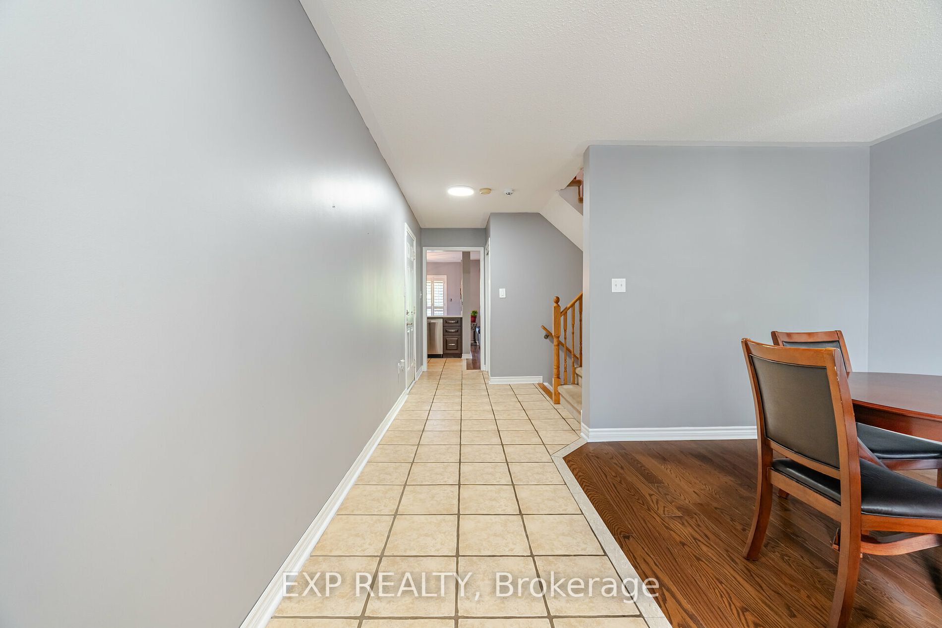 84 Tianalee Cres